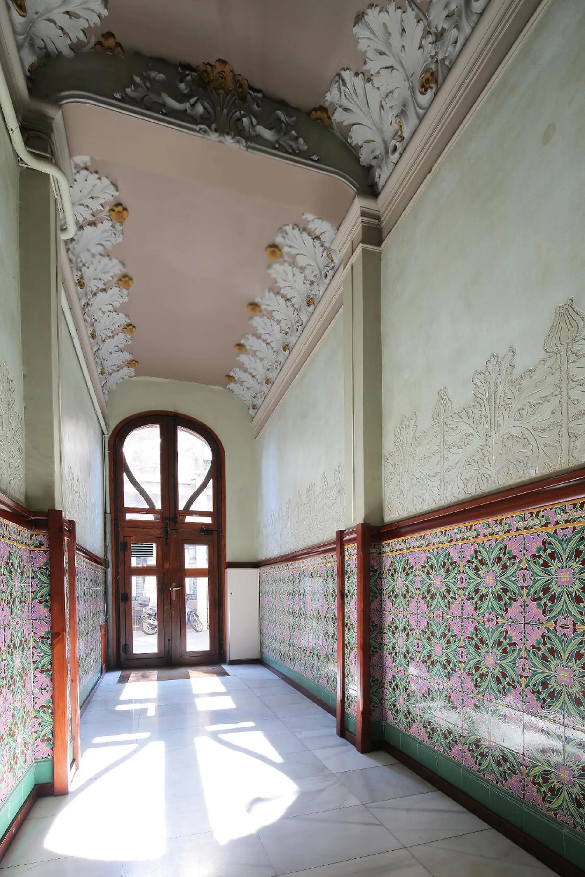 Facade/entrance in Hostal Balkonis