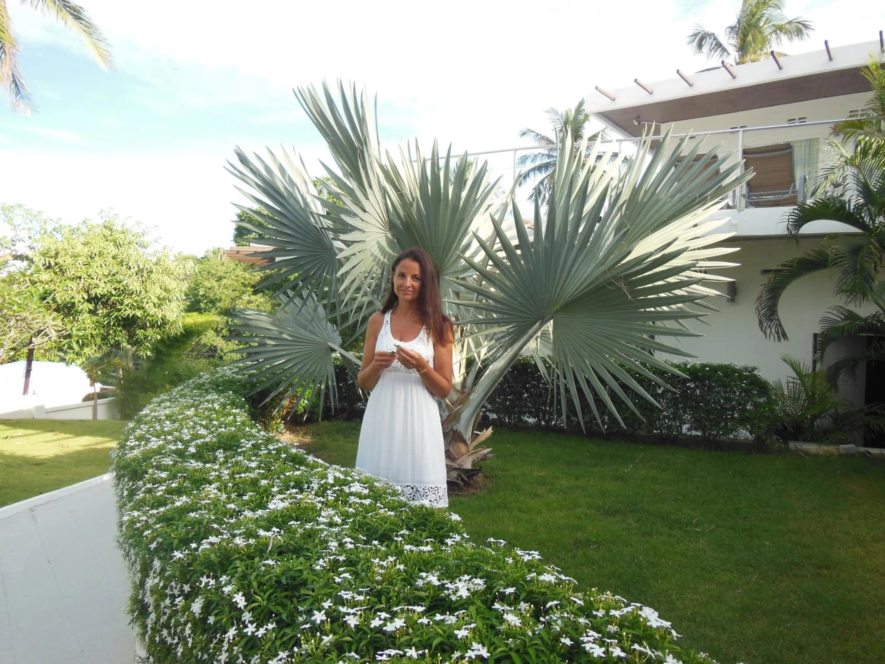 People in The Inspiration Residence