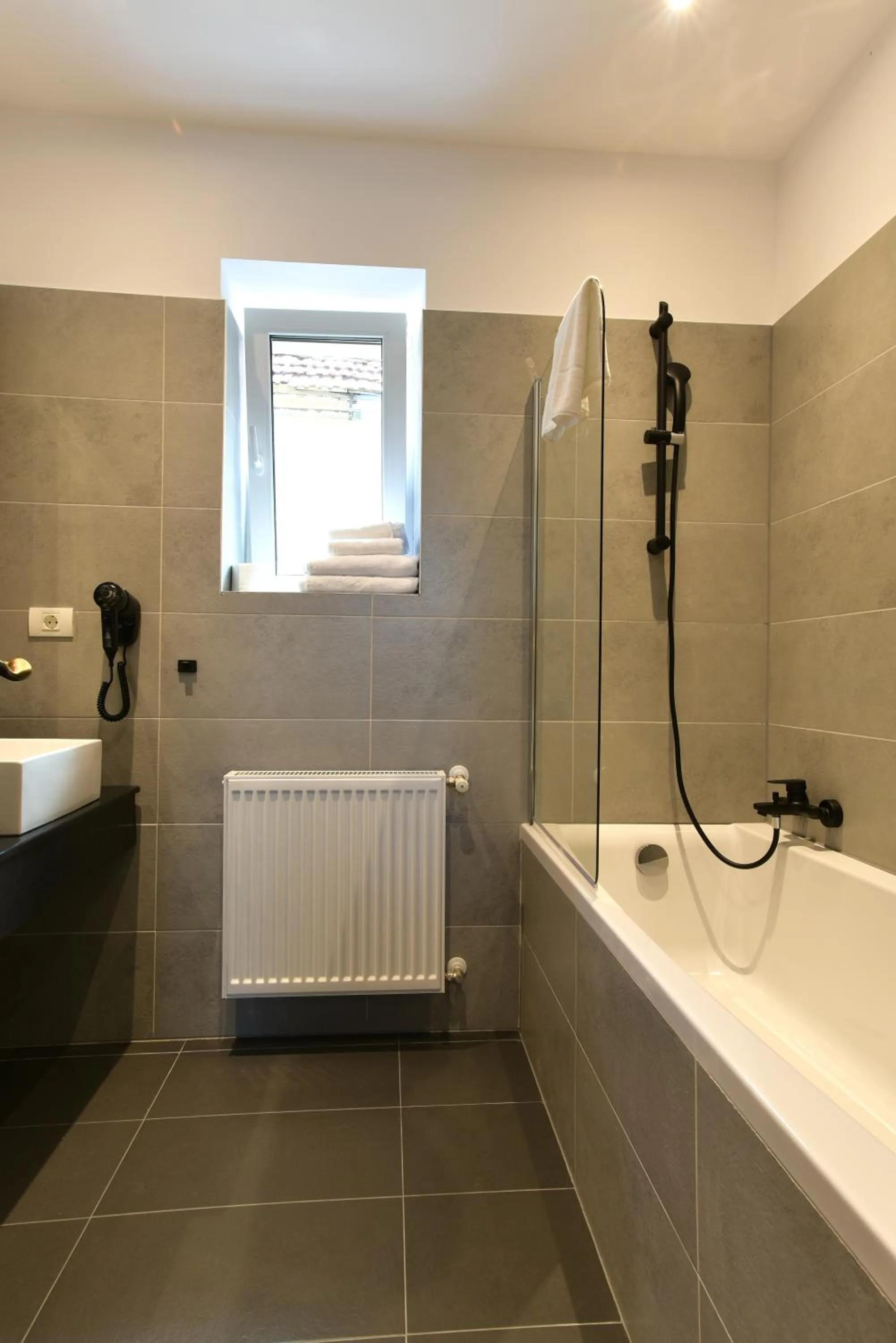 Bathroom in Prinz Gregor