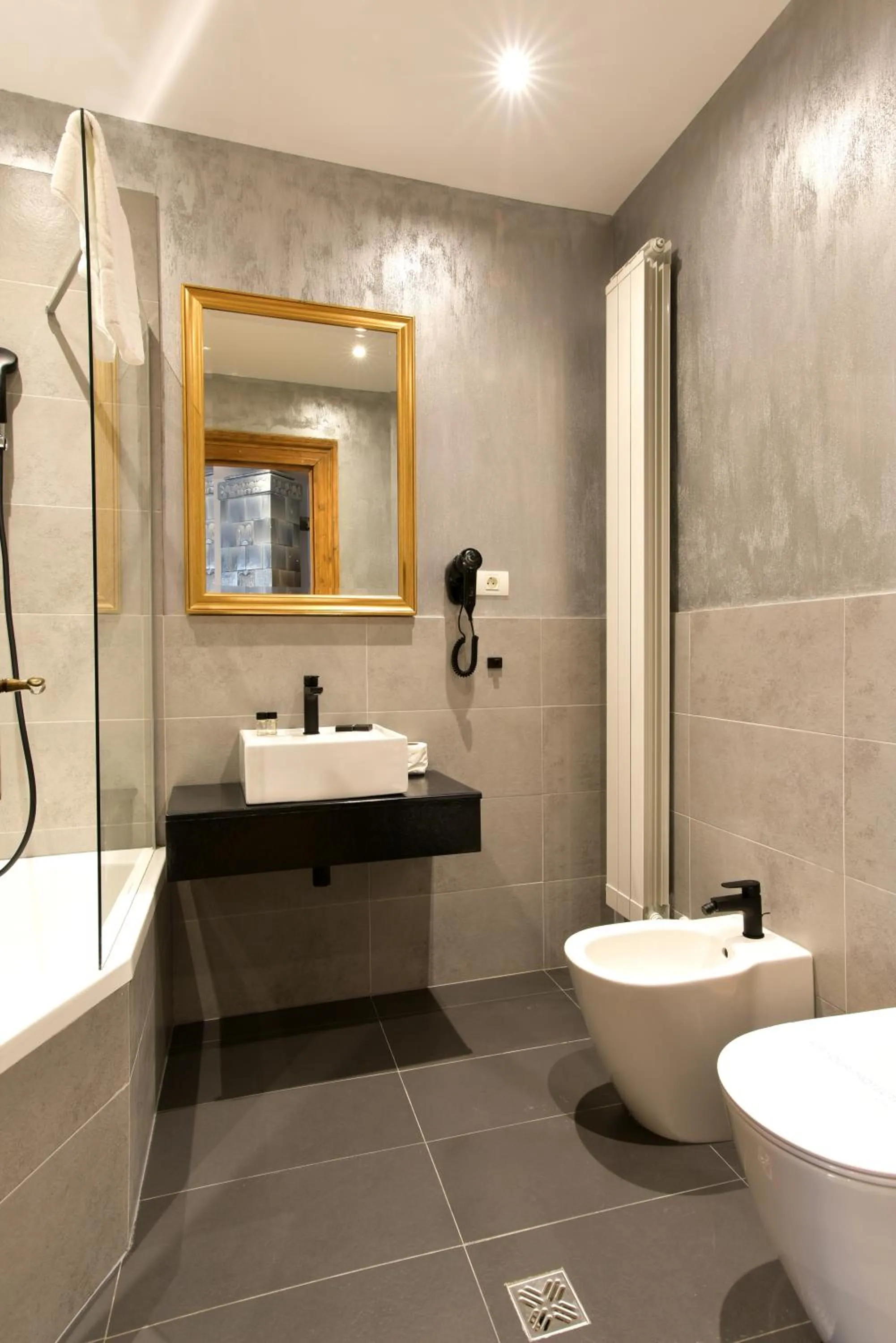 Bathroom in Prinz Gregor