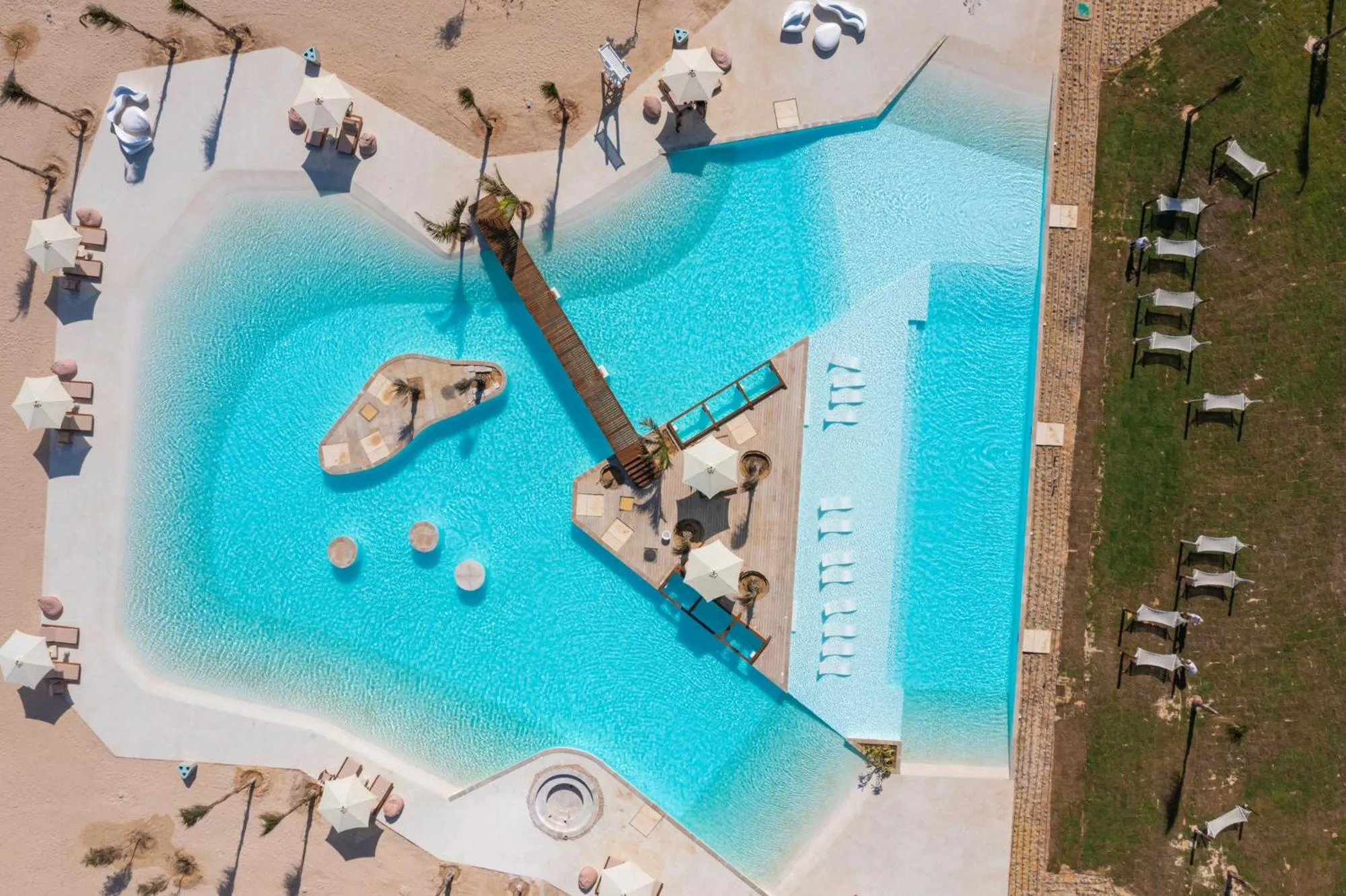 Day in Lemon Spaces LIGHT- D bay North Coast