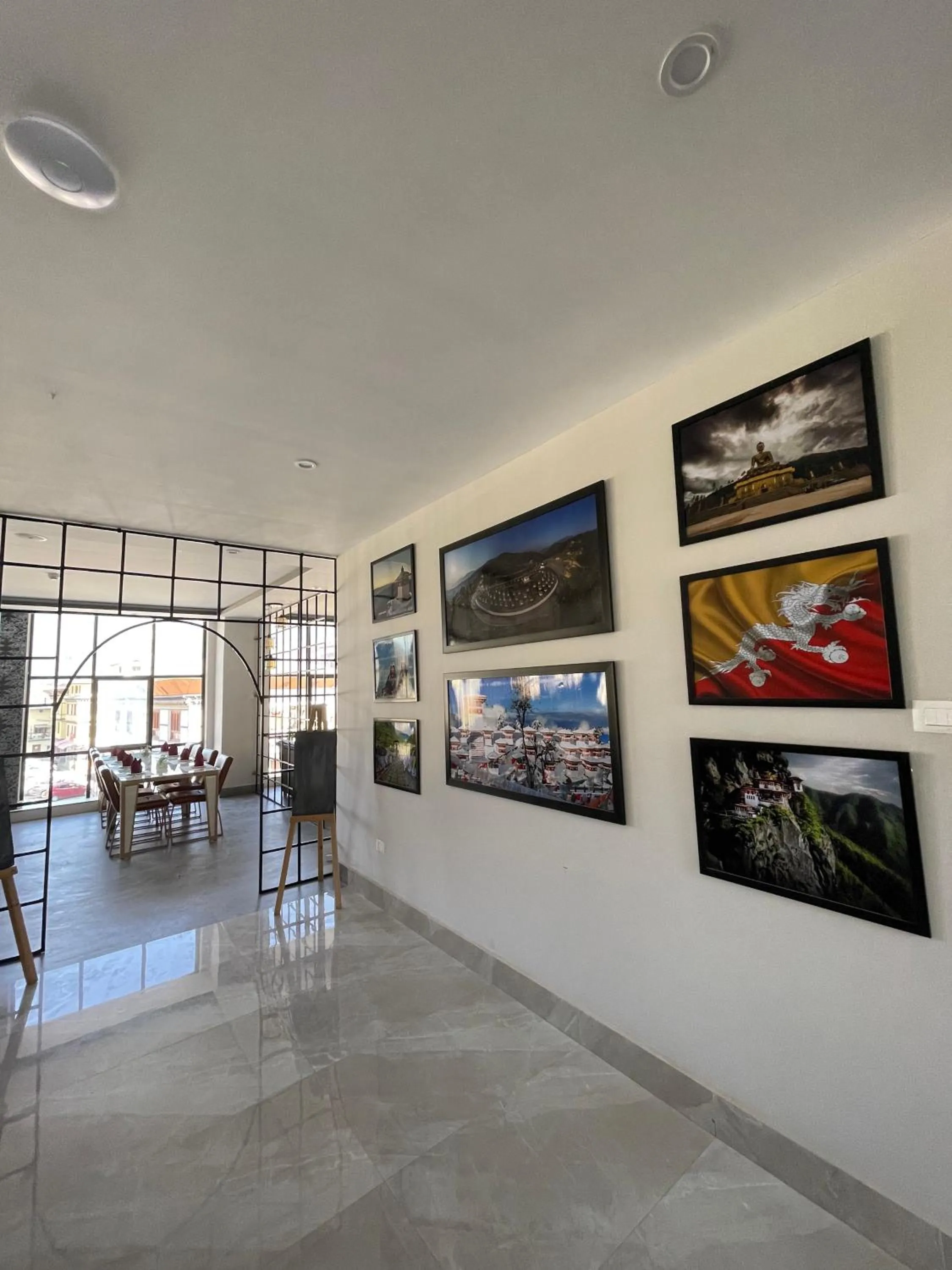 Living room in Yang Bhutan Hotel