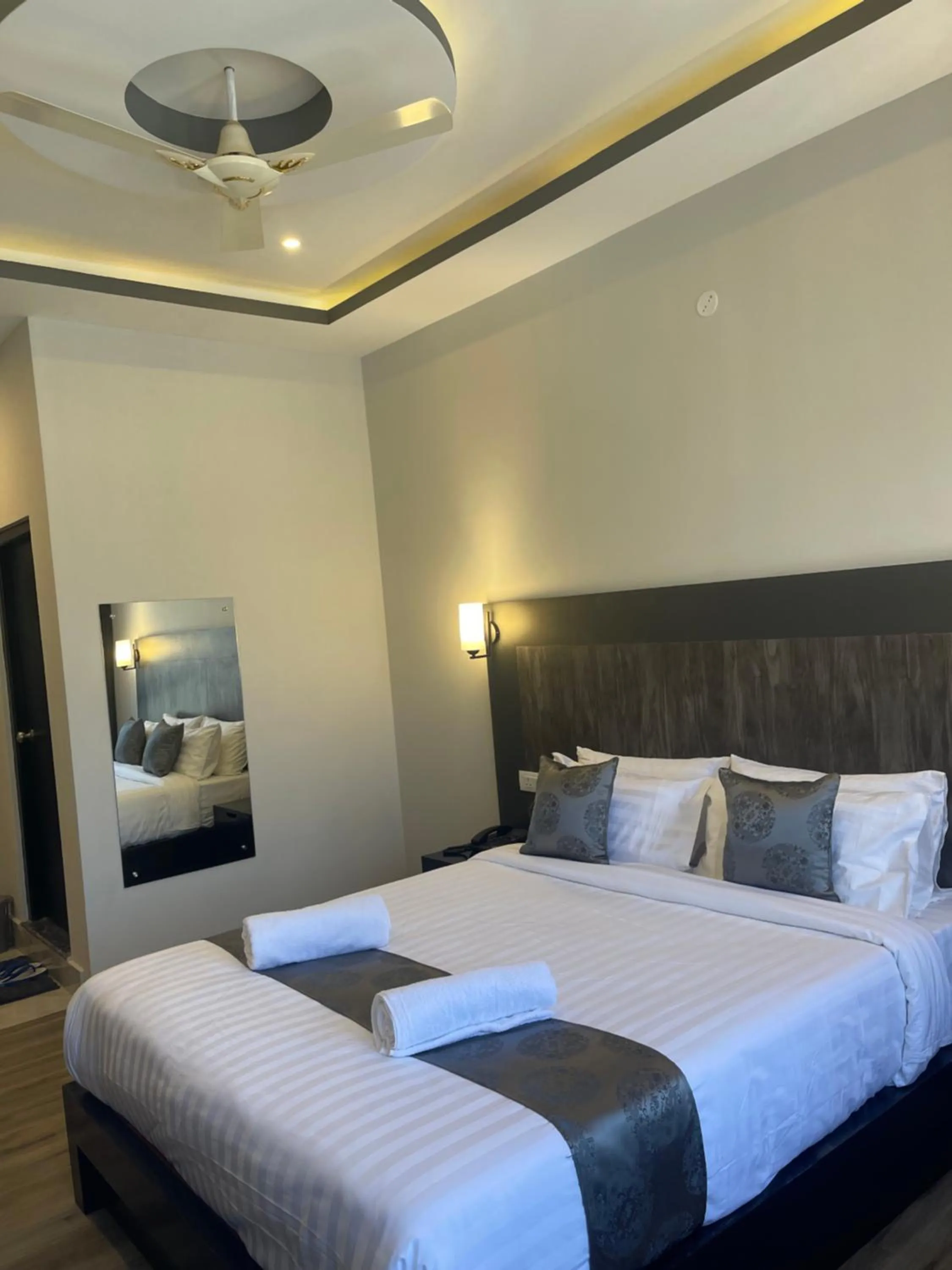 Bed in Yang Bhutan Hotel