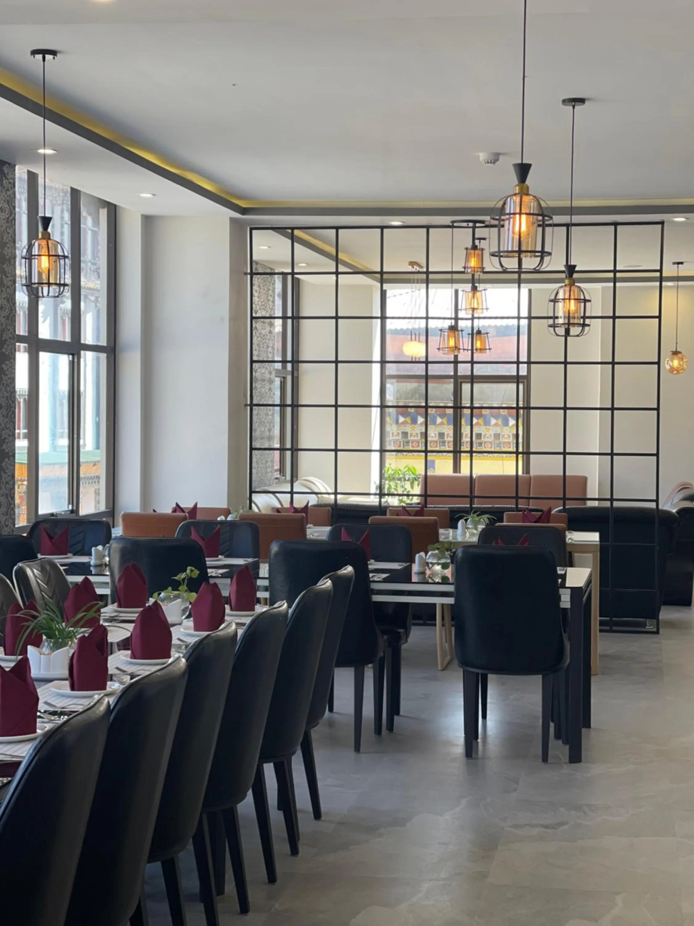 Restaurant/places to eat in Yang Bhutan Hotel