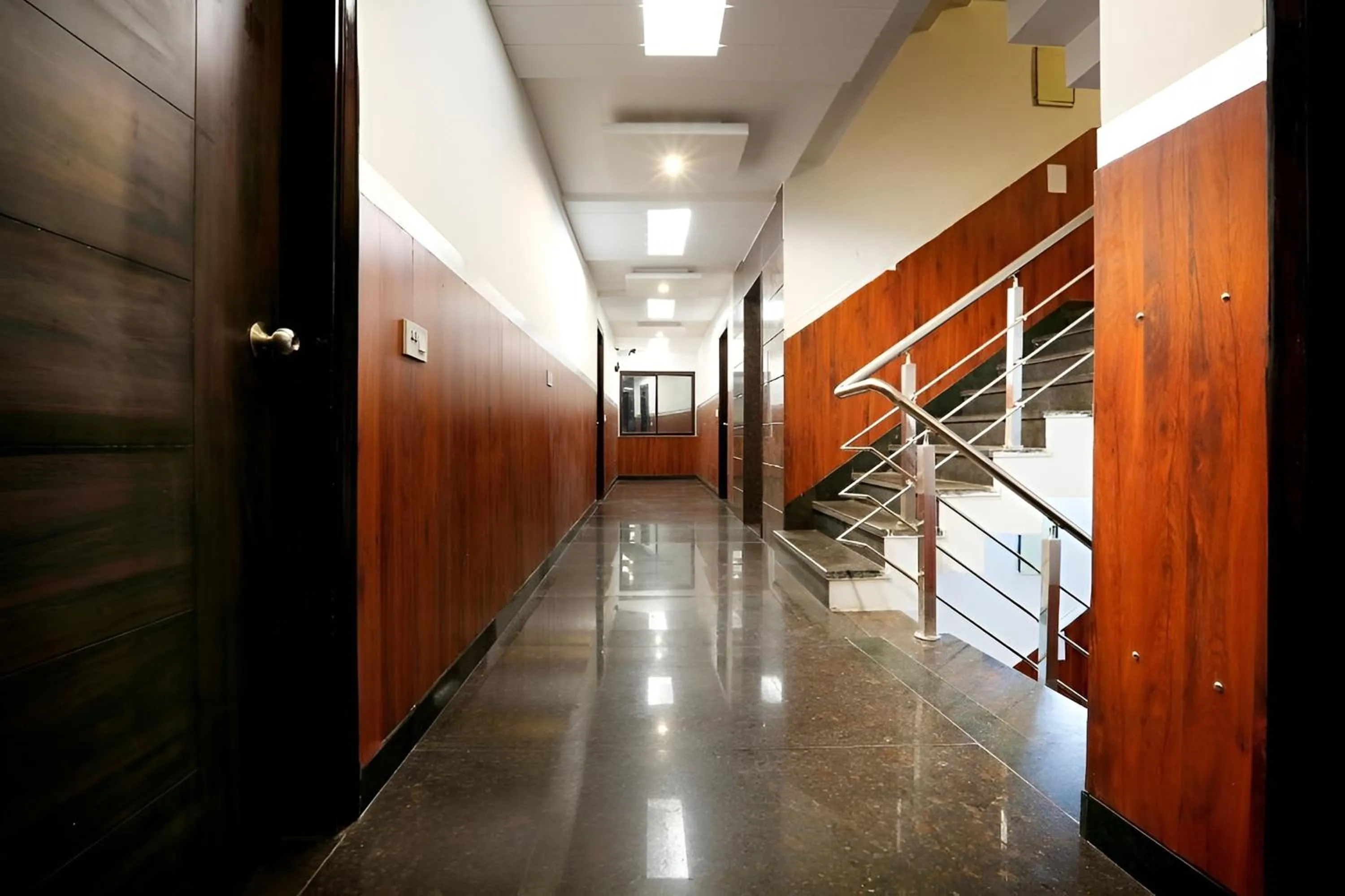 Property building in Arch Anand Lok Inn Mahipalpur, IGI Delhi Airport