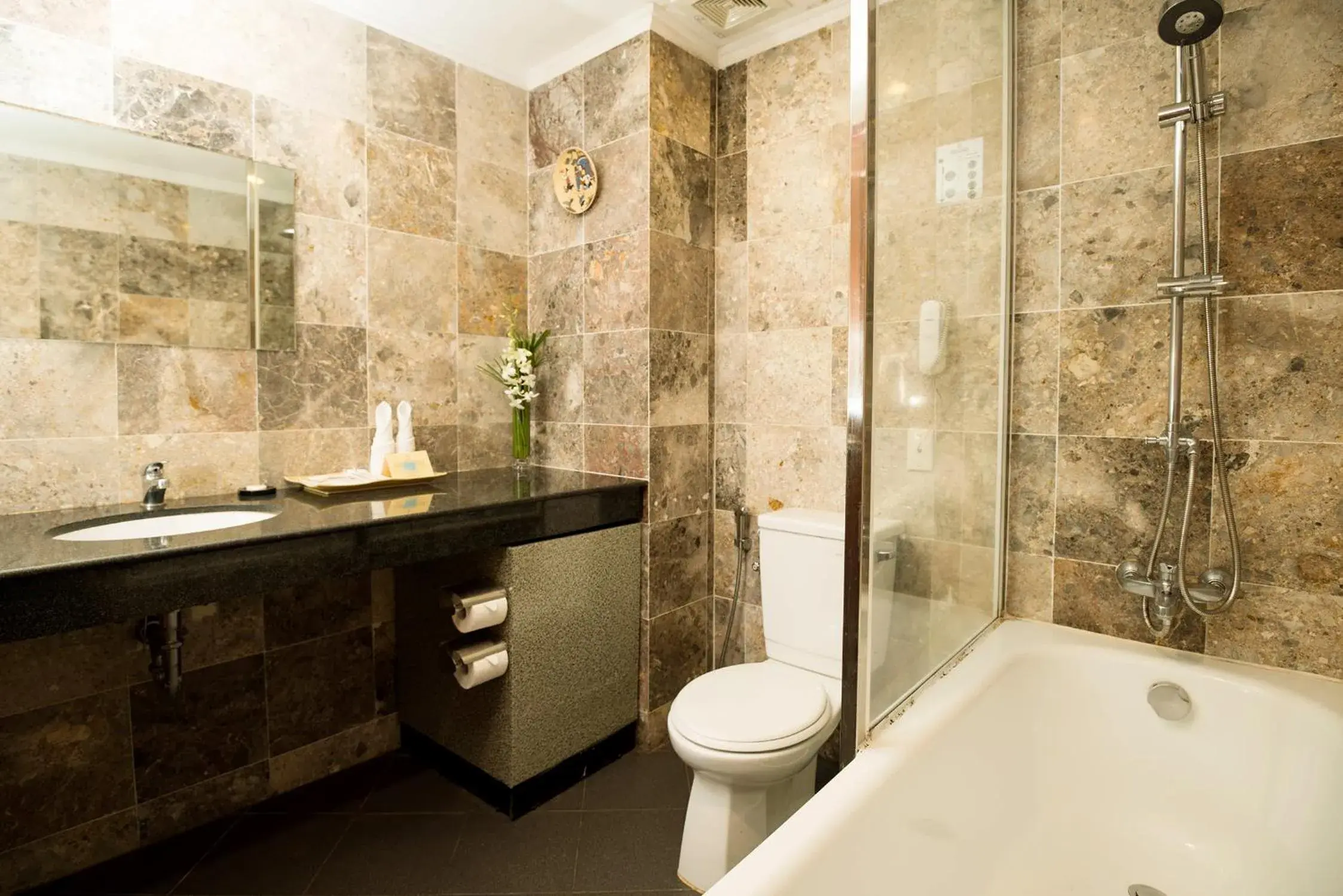 Bathroom in Palace Hotel Vung Tau Bathroom in Palace Hotel Vung Tau