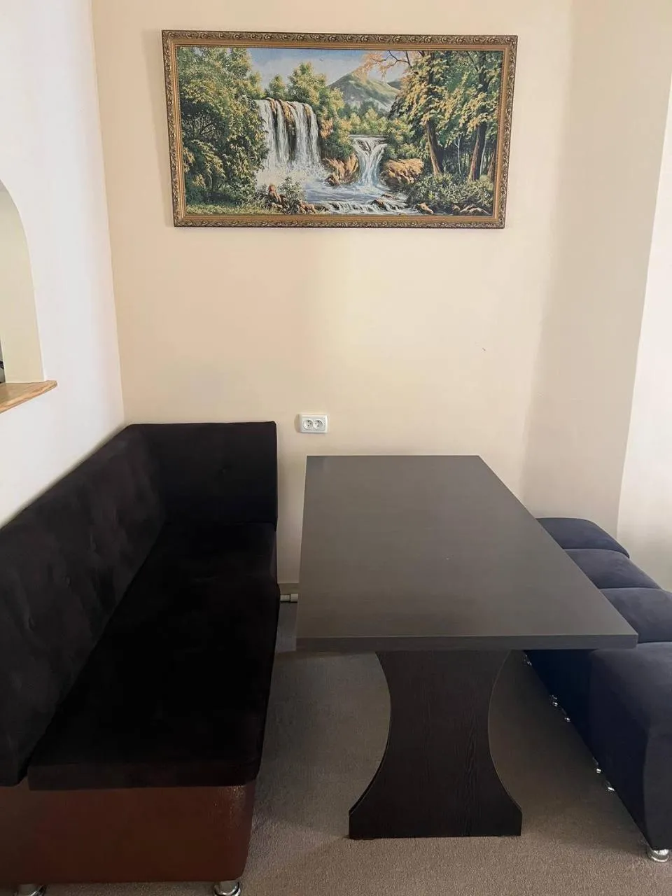 Khan Apartments