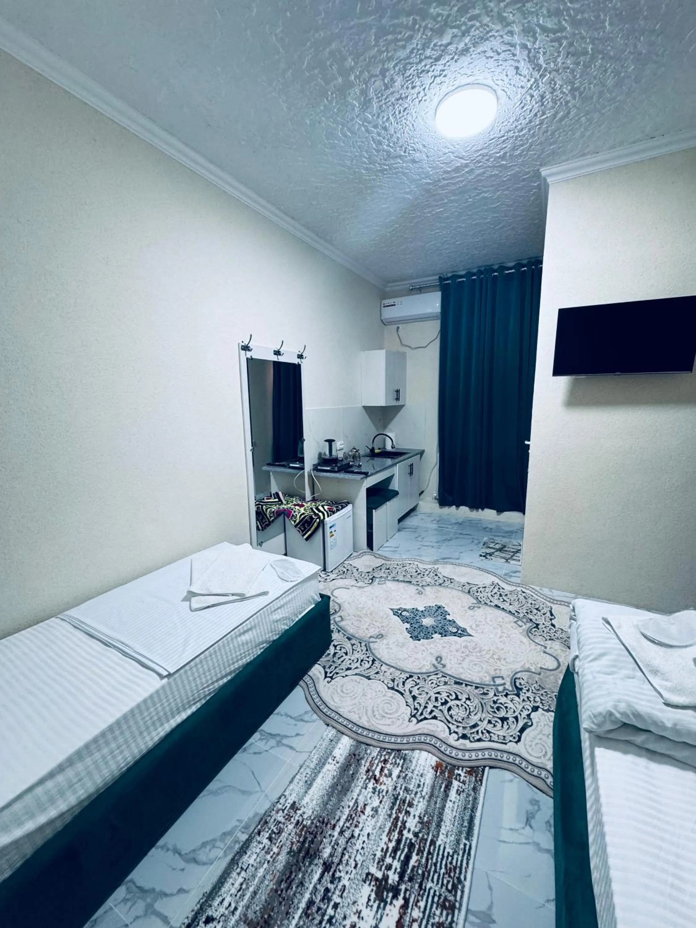 Khan Apartments
