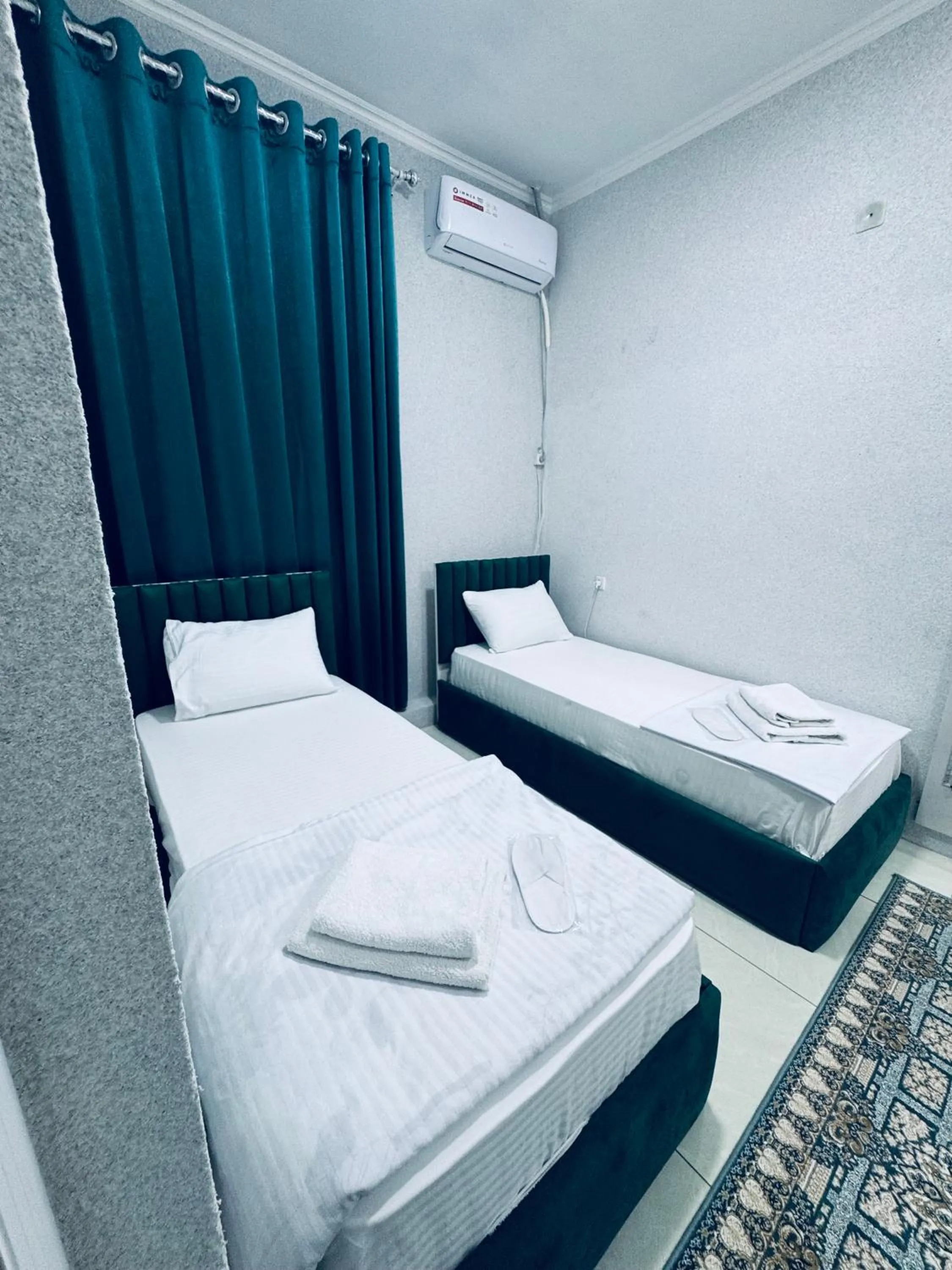 Khan Apartments