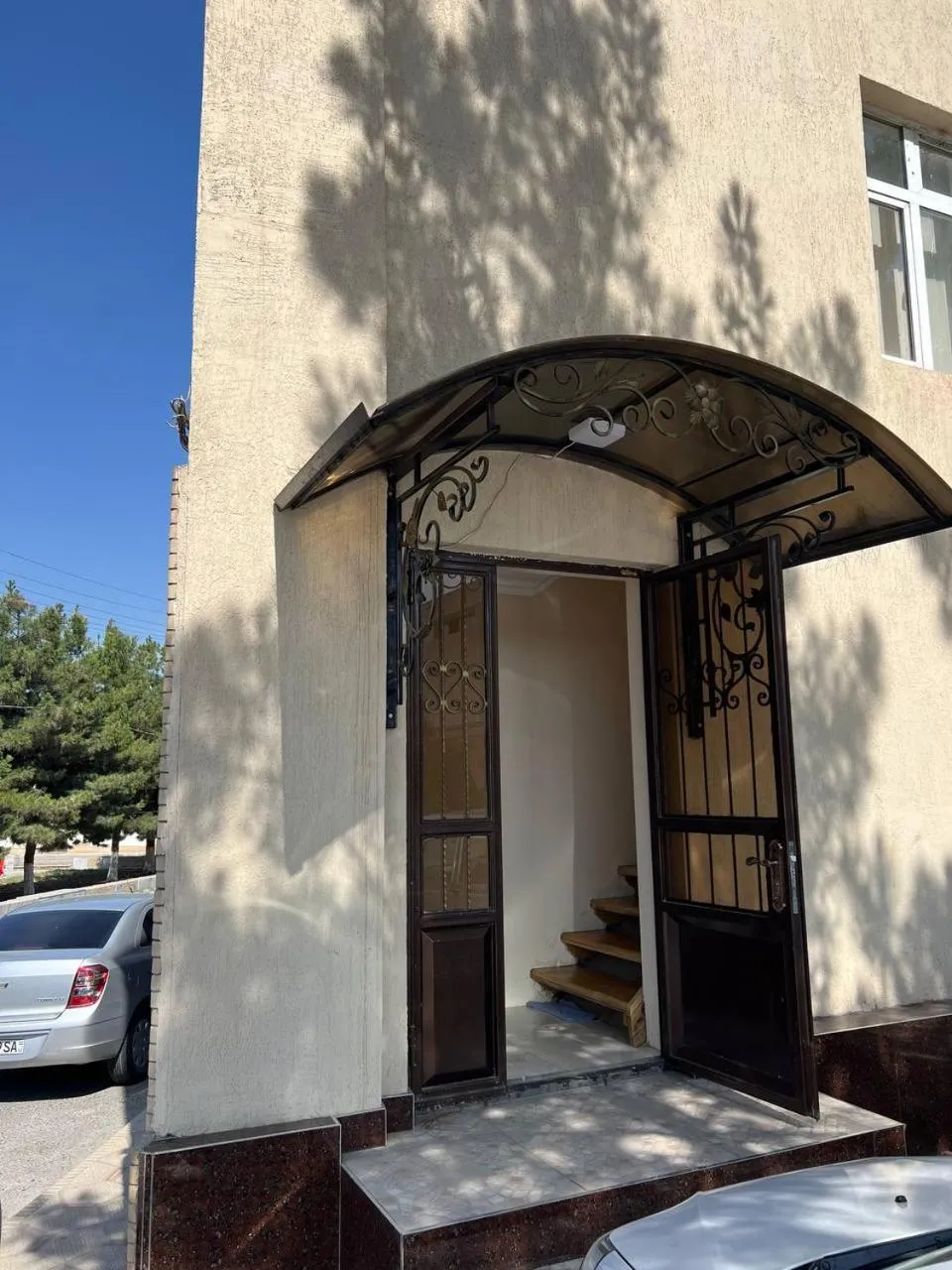 Property building in Khan Apartments