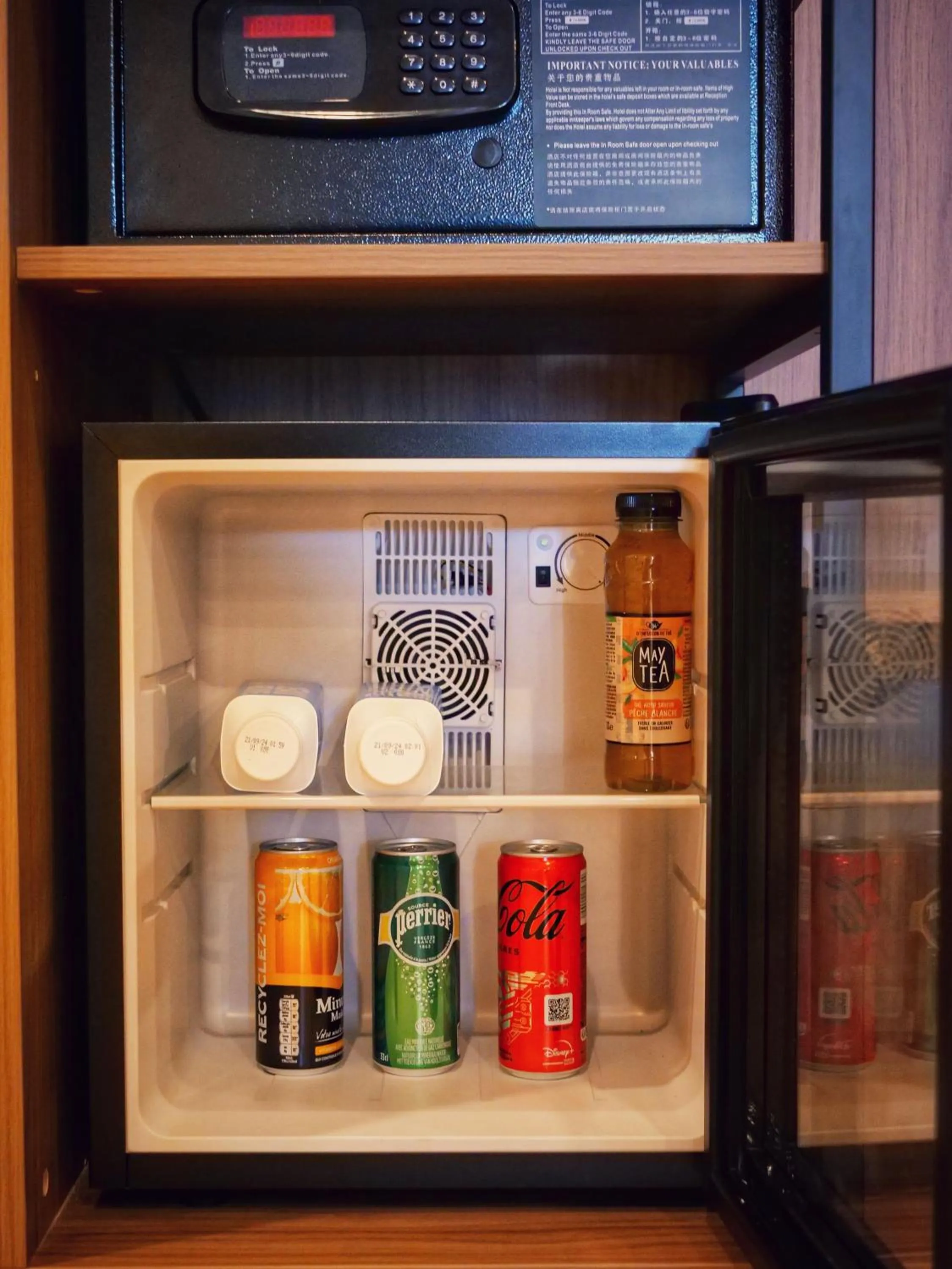 oven in Golden Tulip Dieppe Hôtel & Spa