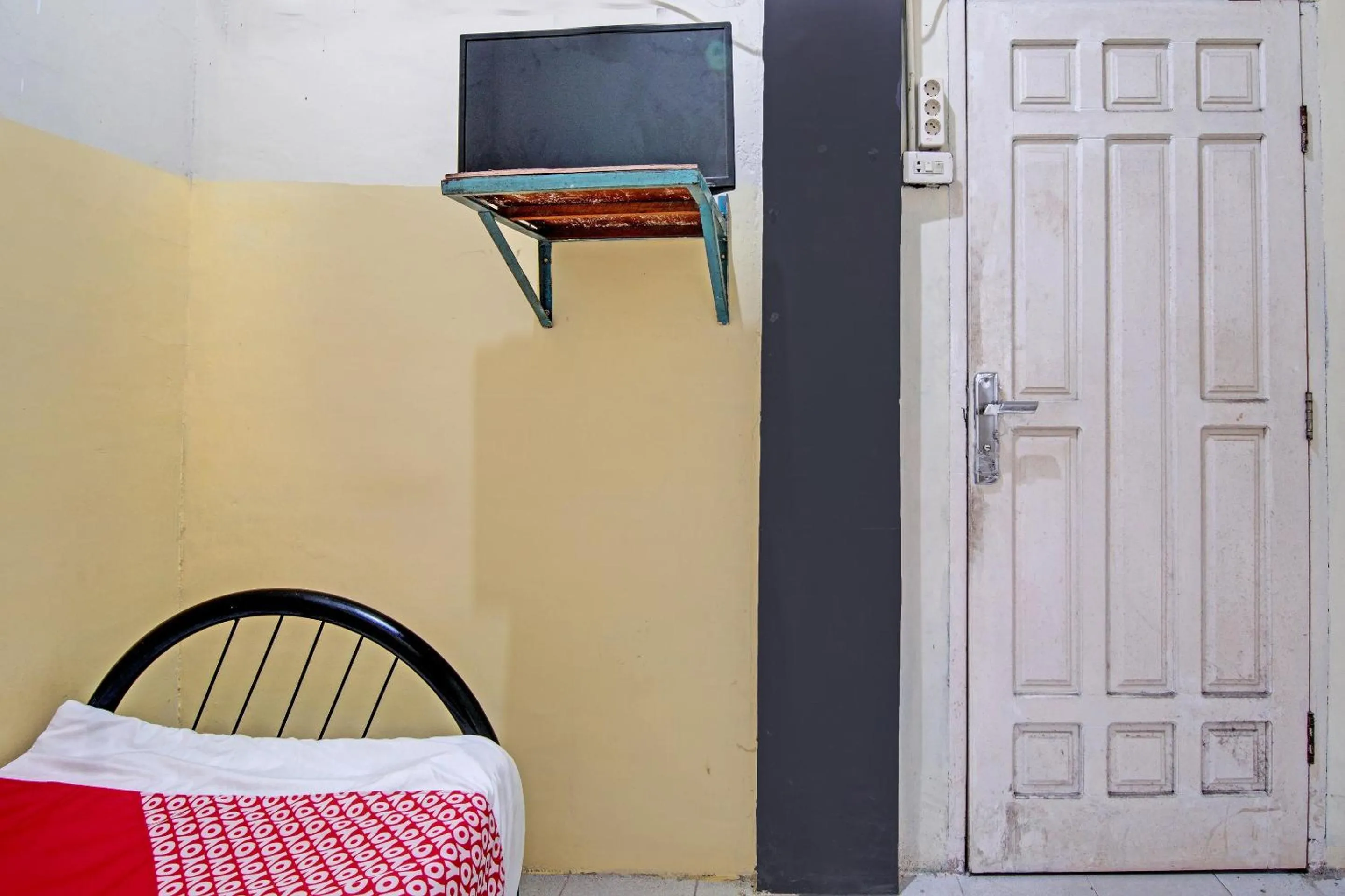 Bedroom in Hotel O Wisma Pangestu SyariahNearTamanselera