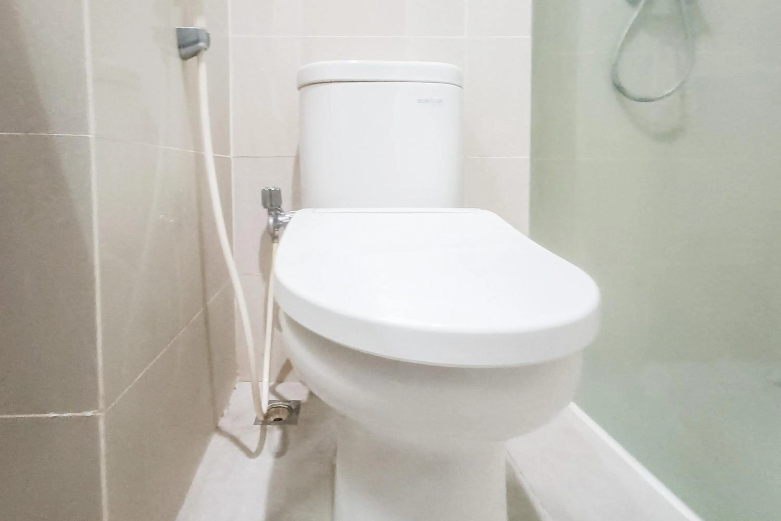 Bathroom in Urbanview Hotel Syariah UIN Mataram