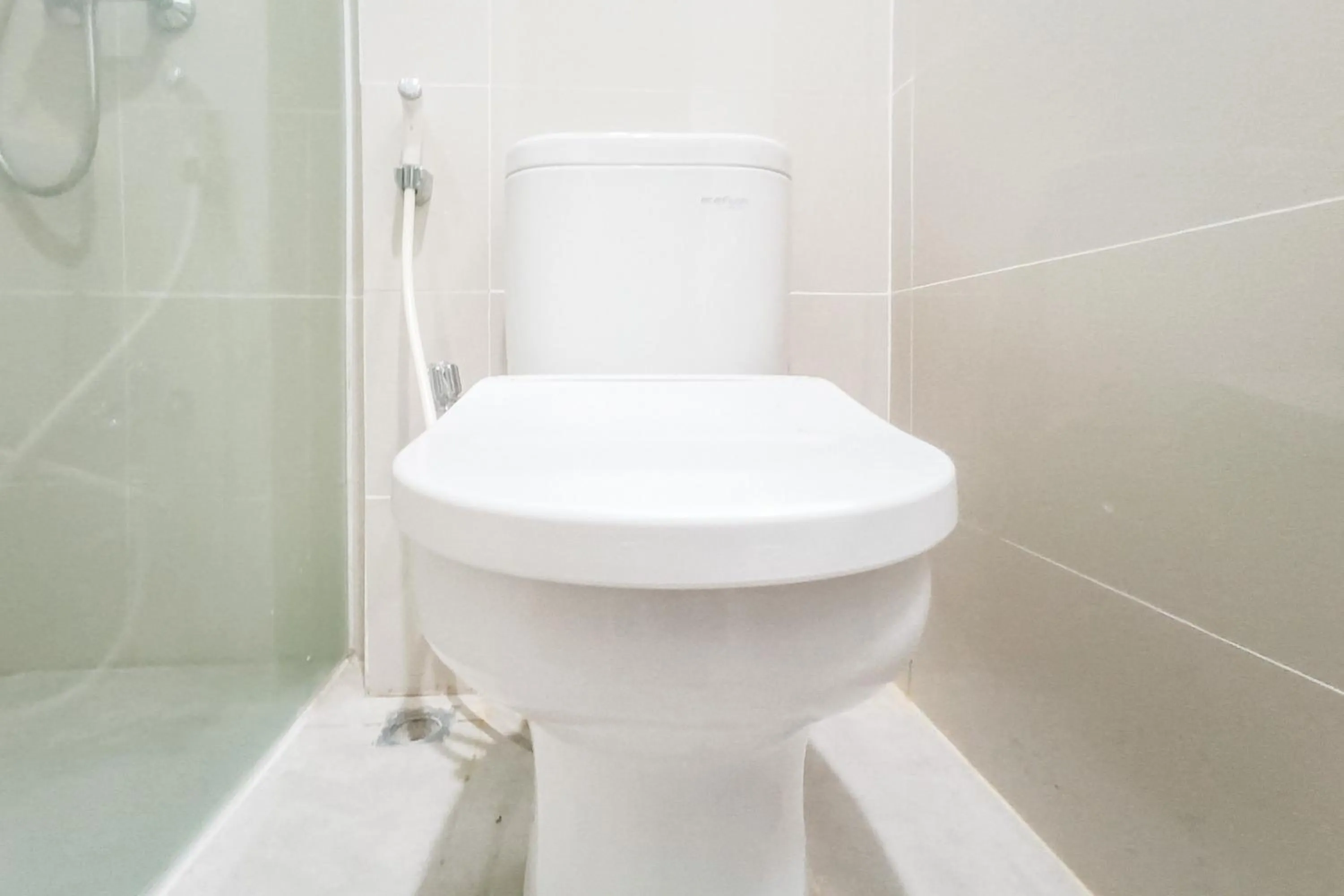 Bathroom in Urbanview Hotel Syariah UIN Mataram