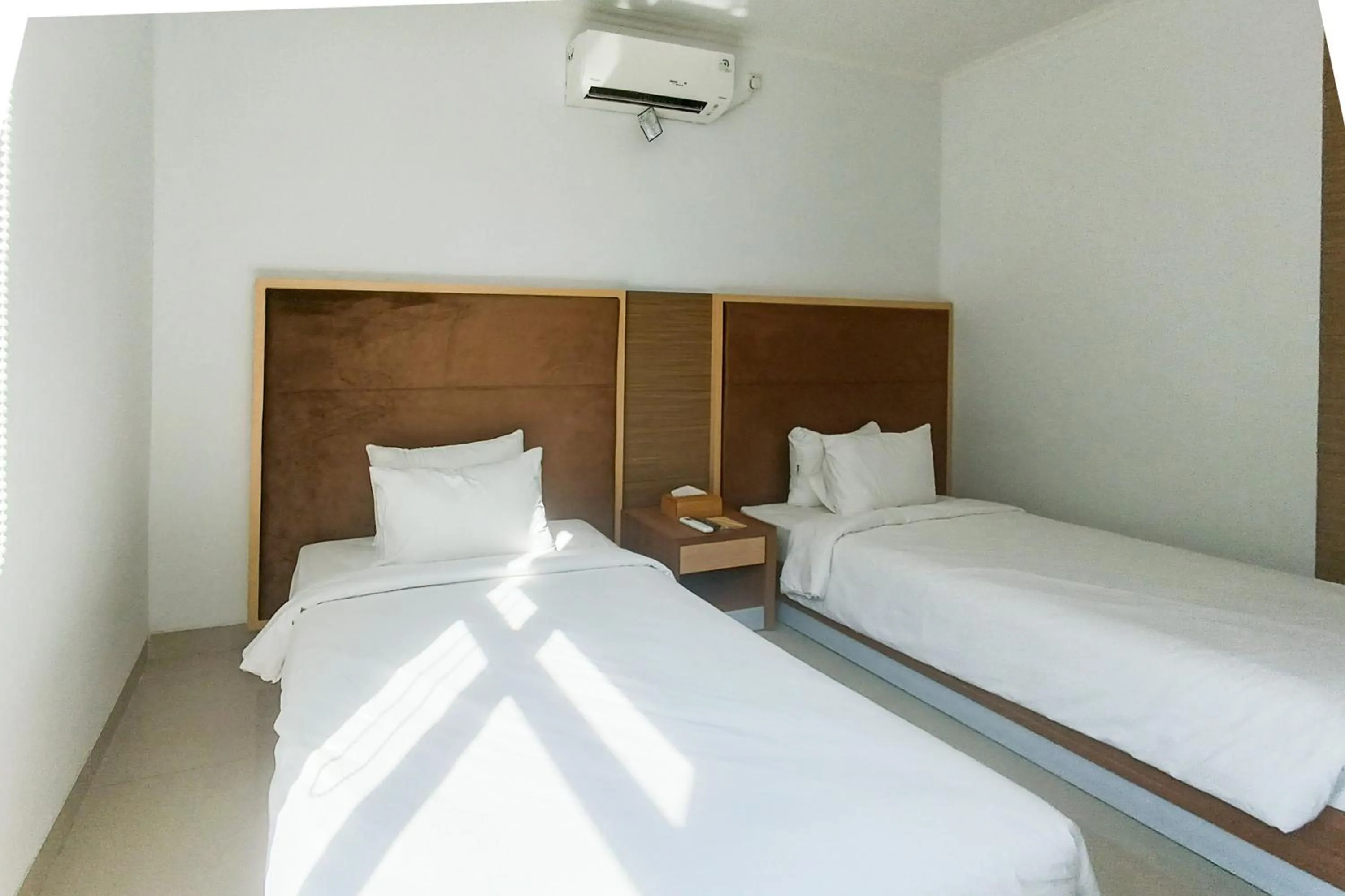 Bedroom, Bed in Urbanview Hotel Syariah UIN Mataram