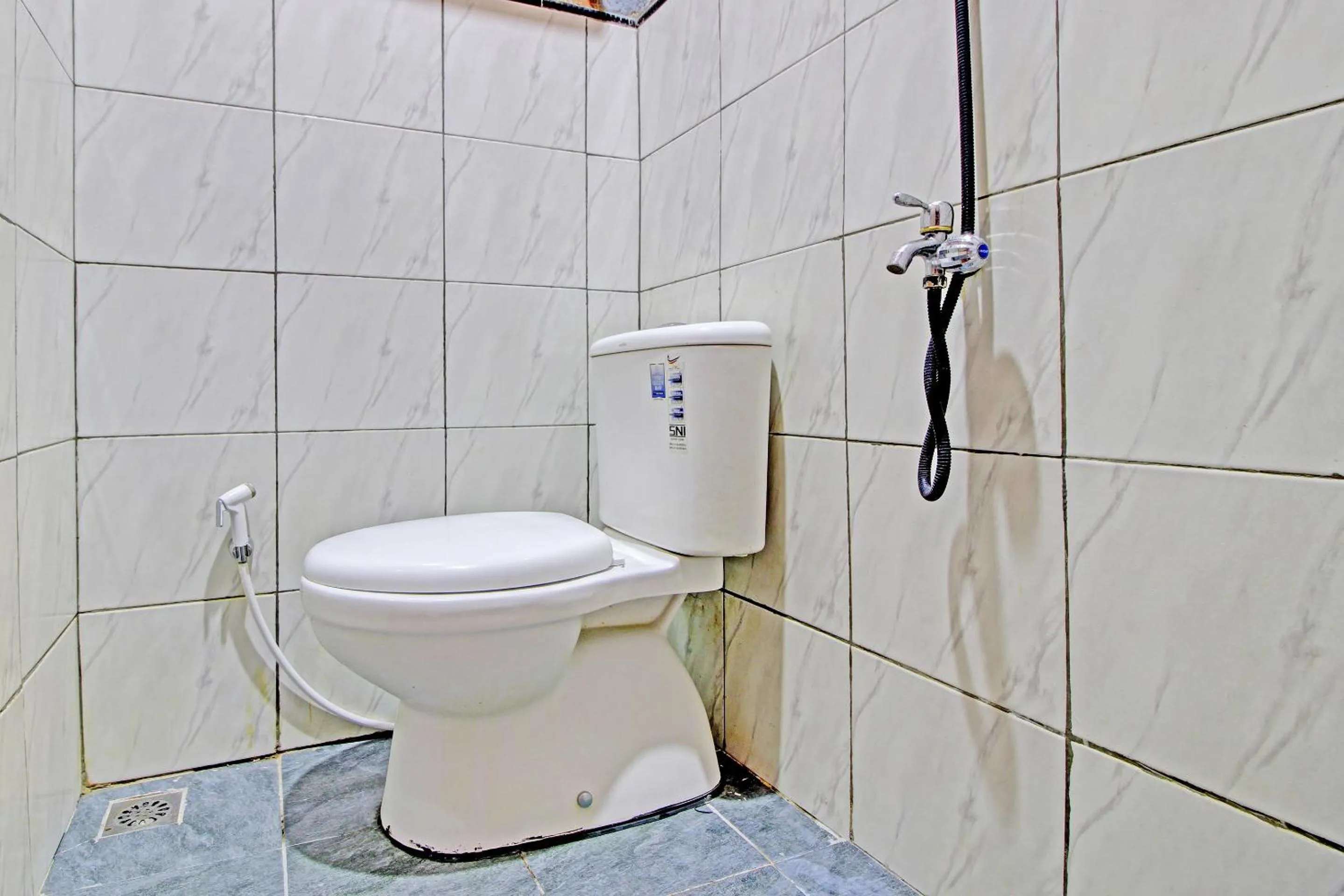 Bathroom in OYO 92606 Djoglo Boto Homestay Syariah