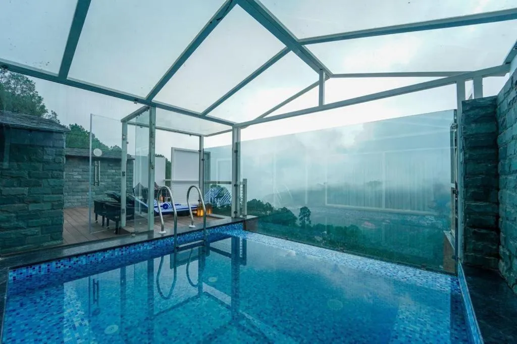 Swimming pool in Anantam Resort & Spa