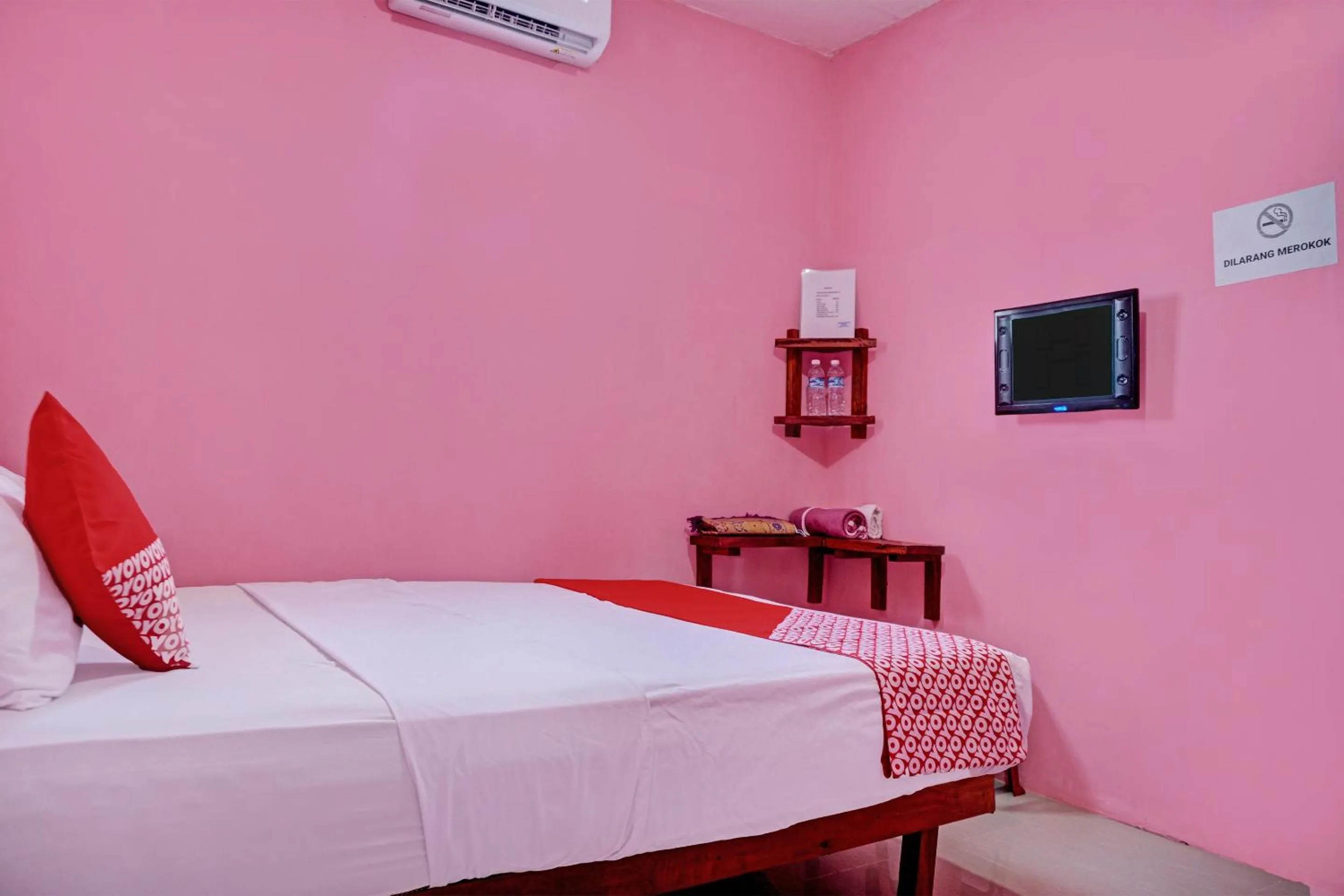 Bedroom in Hotel O Sulthan Homestay Syariah 3