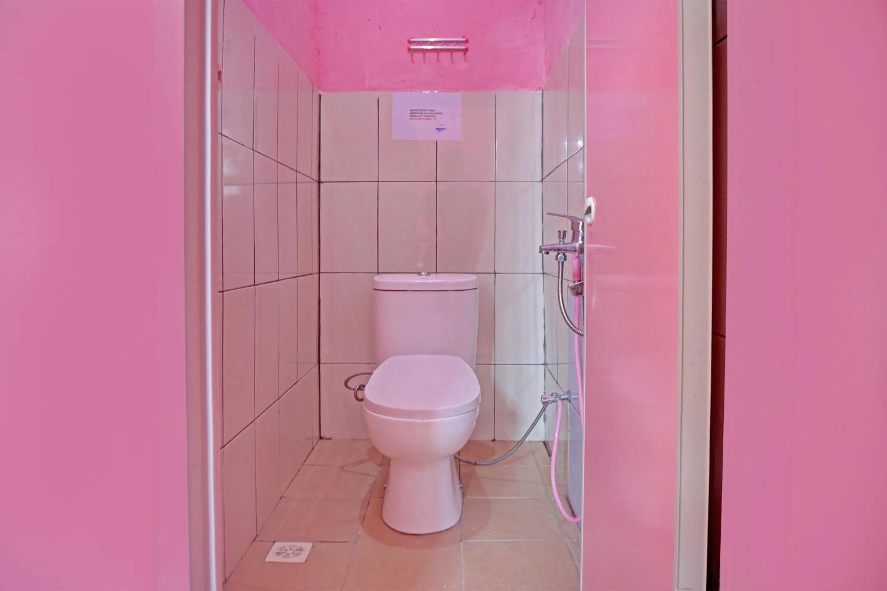 Bathroom in Hotel O Sulthan Homestay Syariah 3