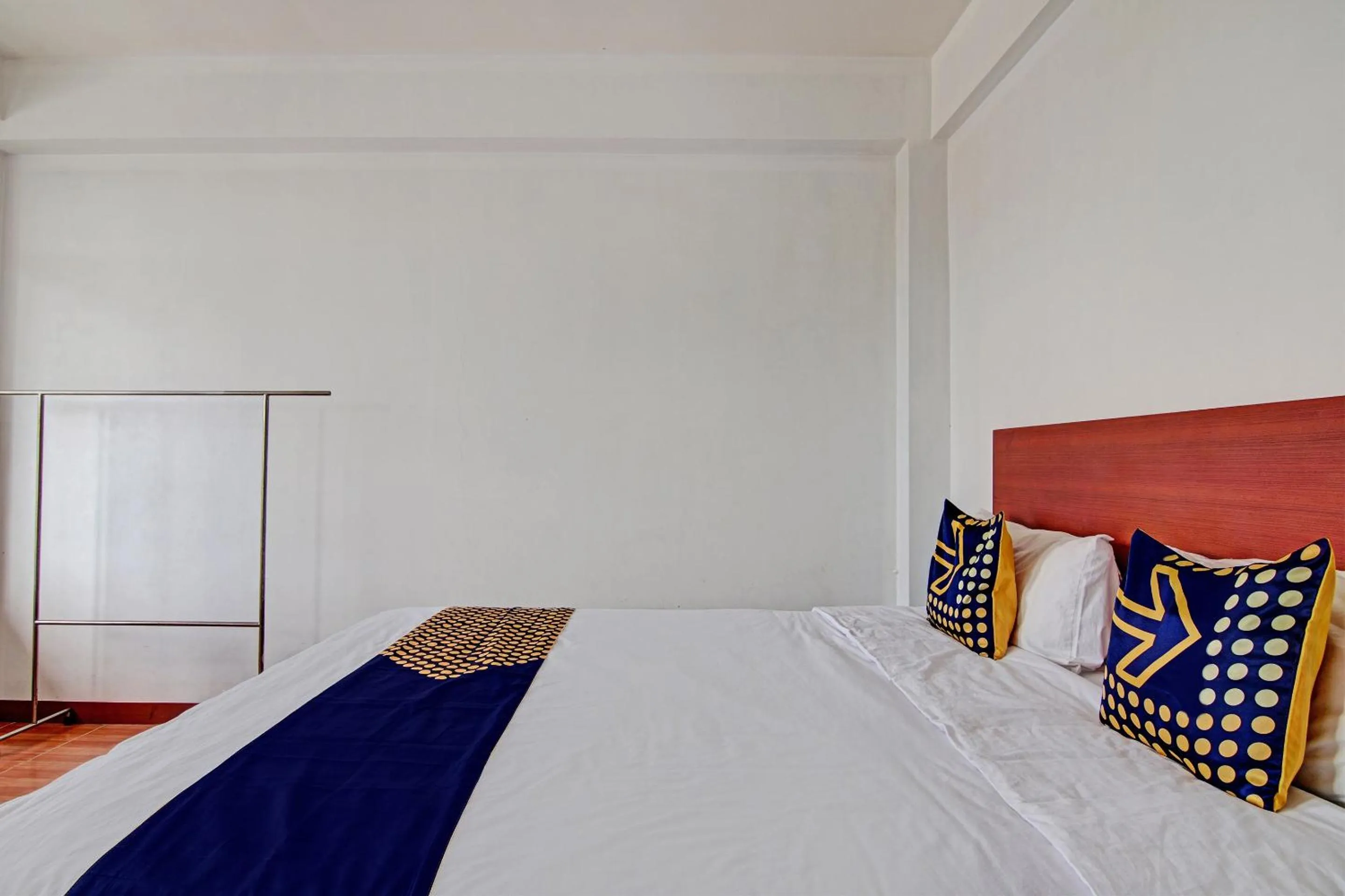 Bedroom, Bed in Hotel O Pondok Anggrek Syariah