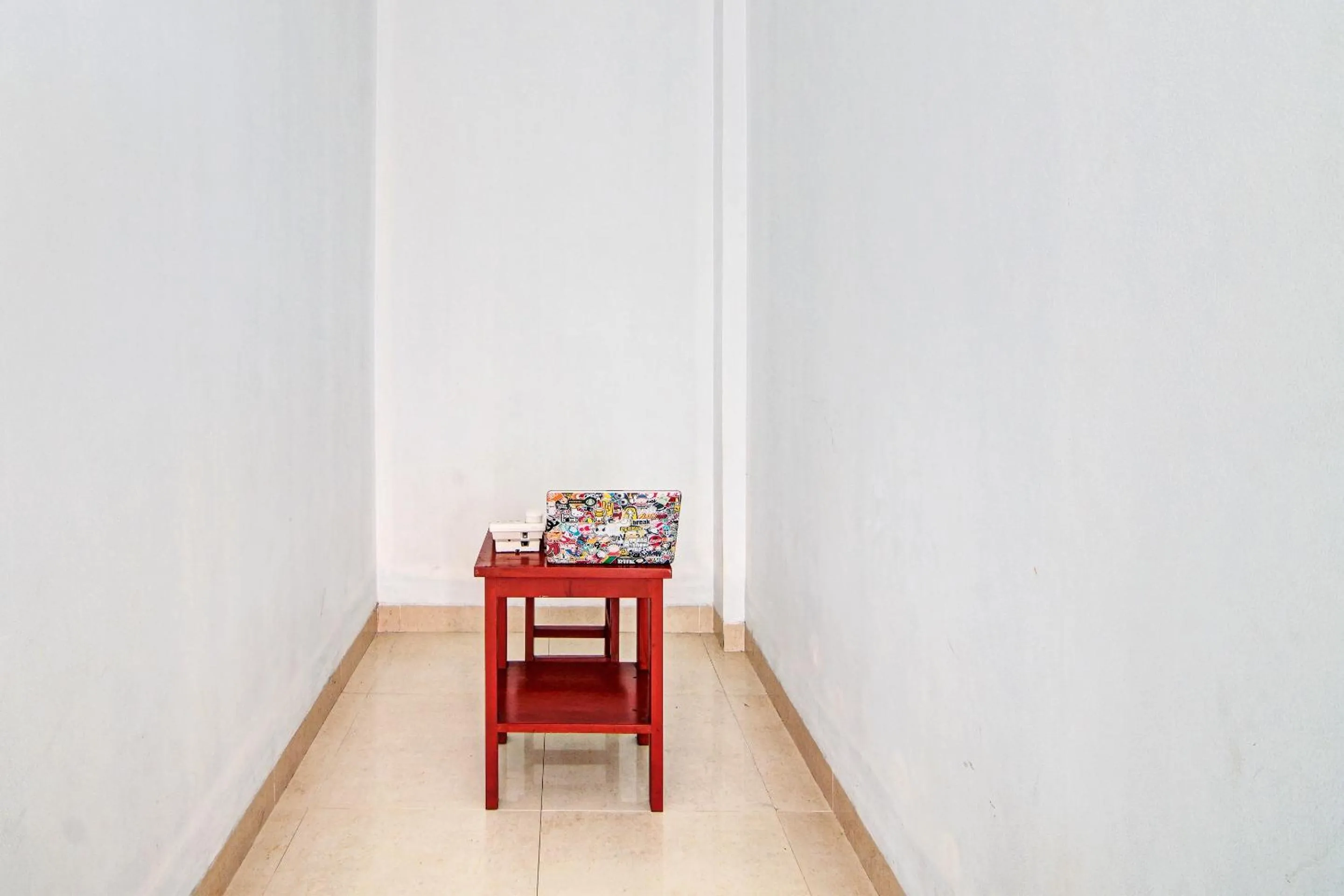 Lobby or reception in Hotel O Pondok Anggrek Syariah