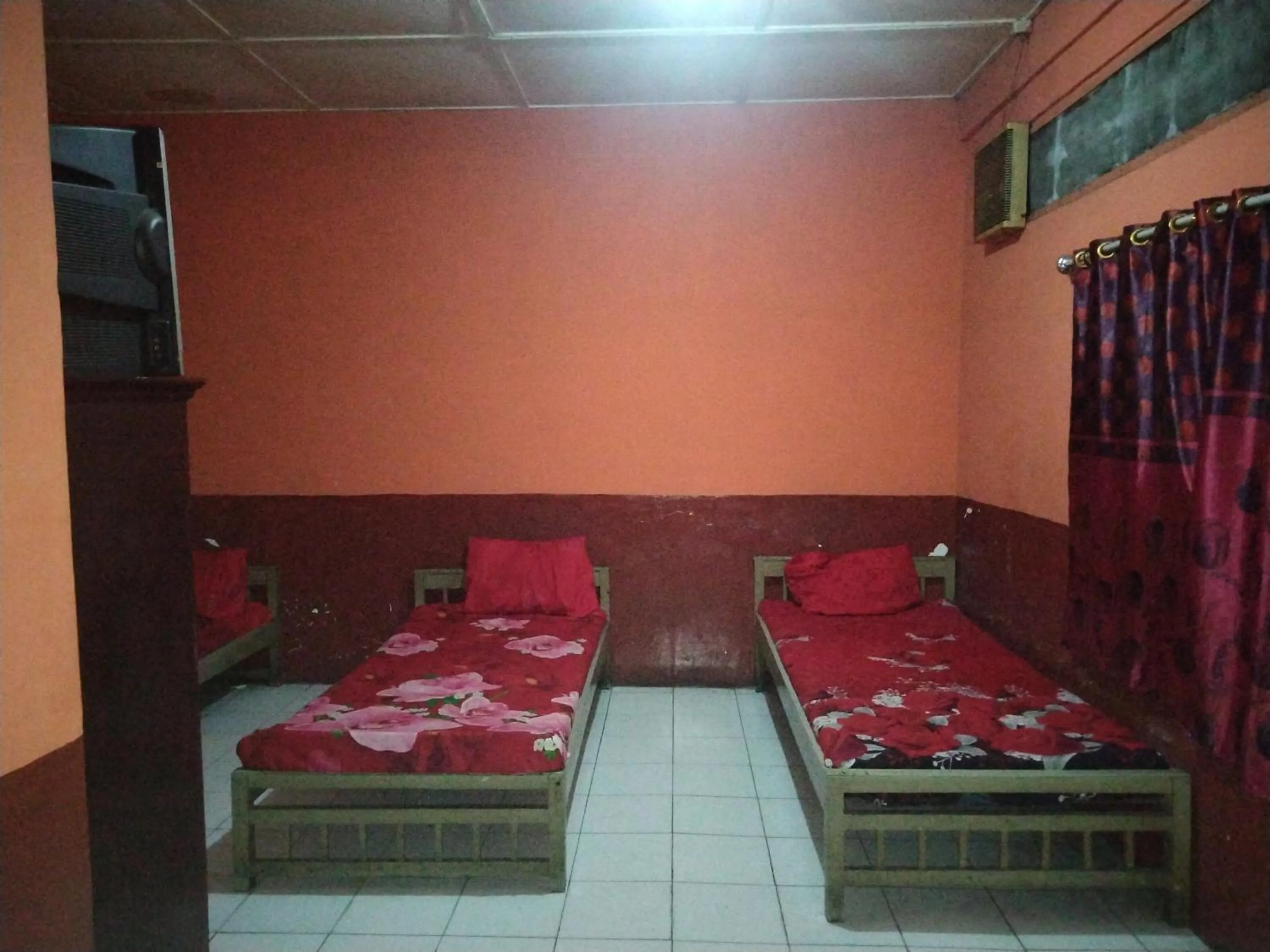 Bedroom in Hotel O Penginapan Keluarga