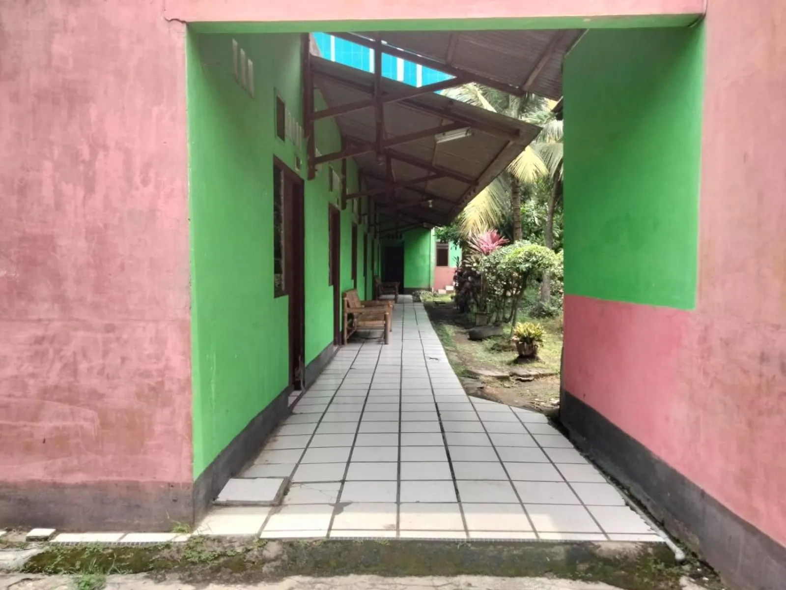 Lobby or reception in Hotel O Penginapan Keluarga