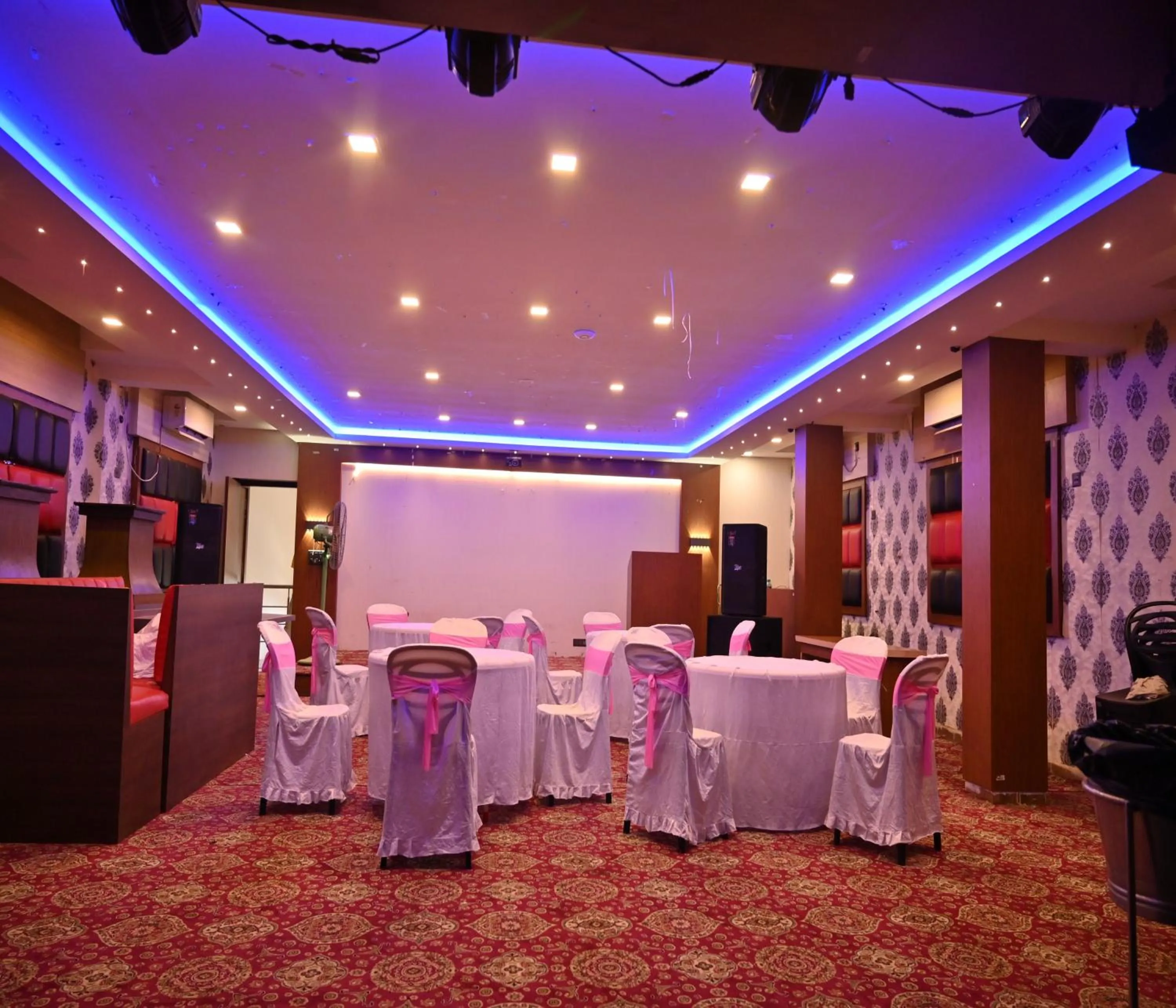 Banquet/Function facilities in Hotel Silver Land New Digha with Rooftop Pool