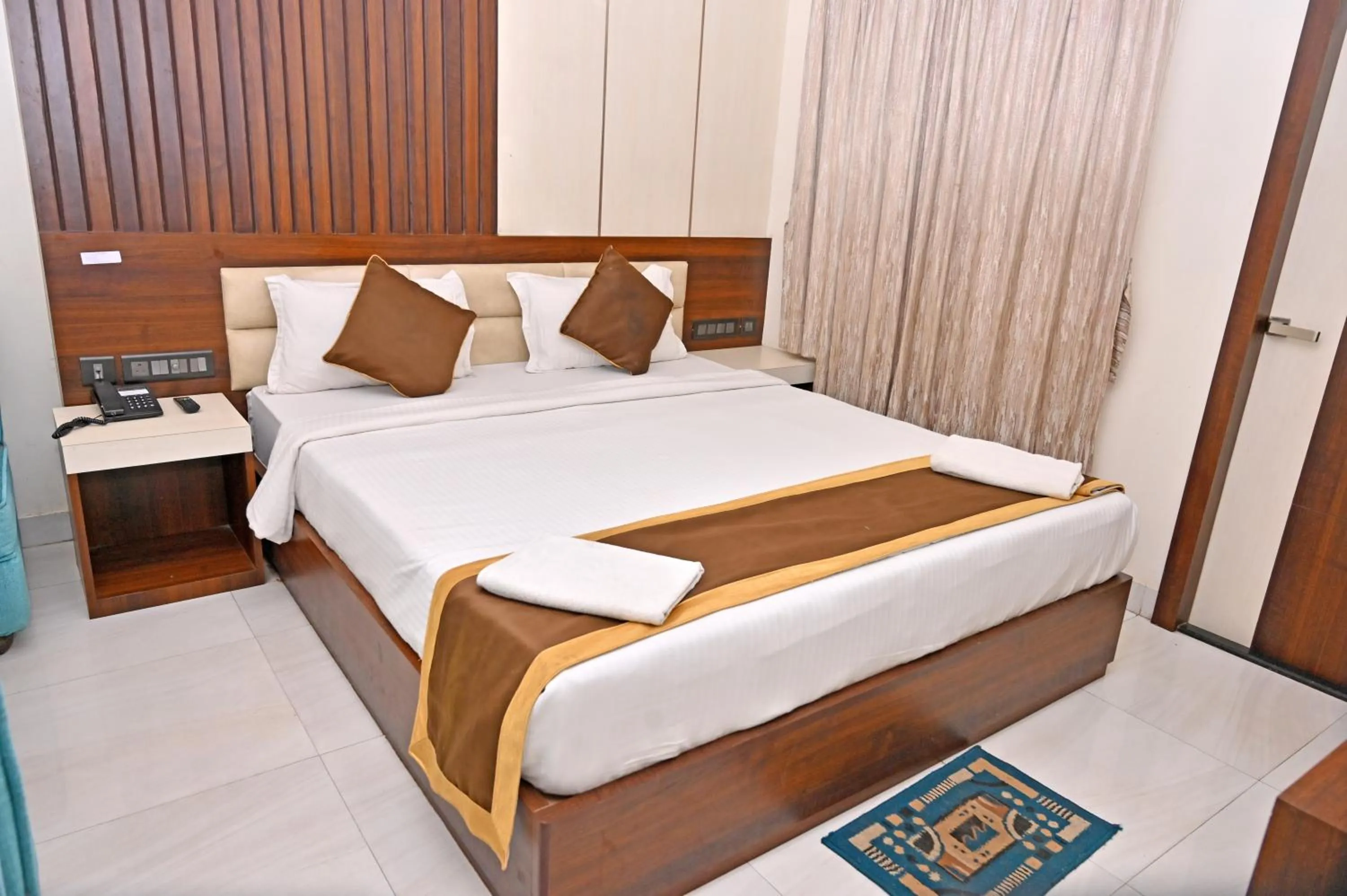 Bedroom, Bed in Hotel Silver Land New Digha with Rooftop Pool
