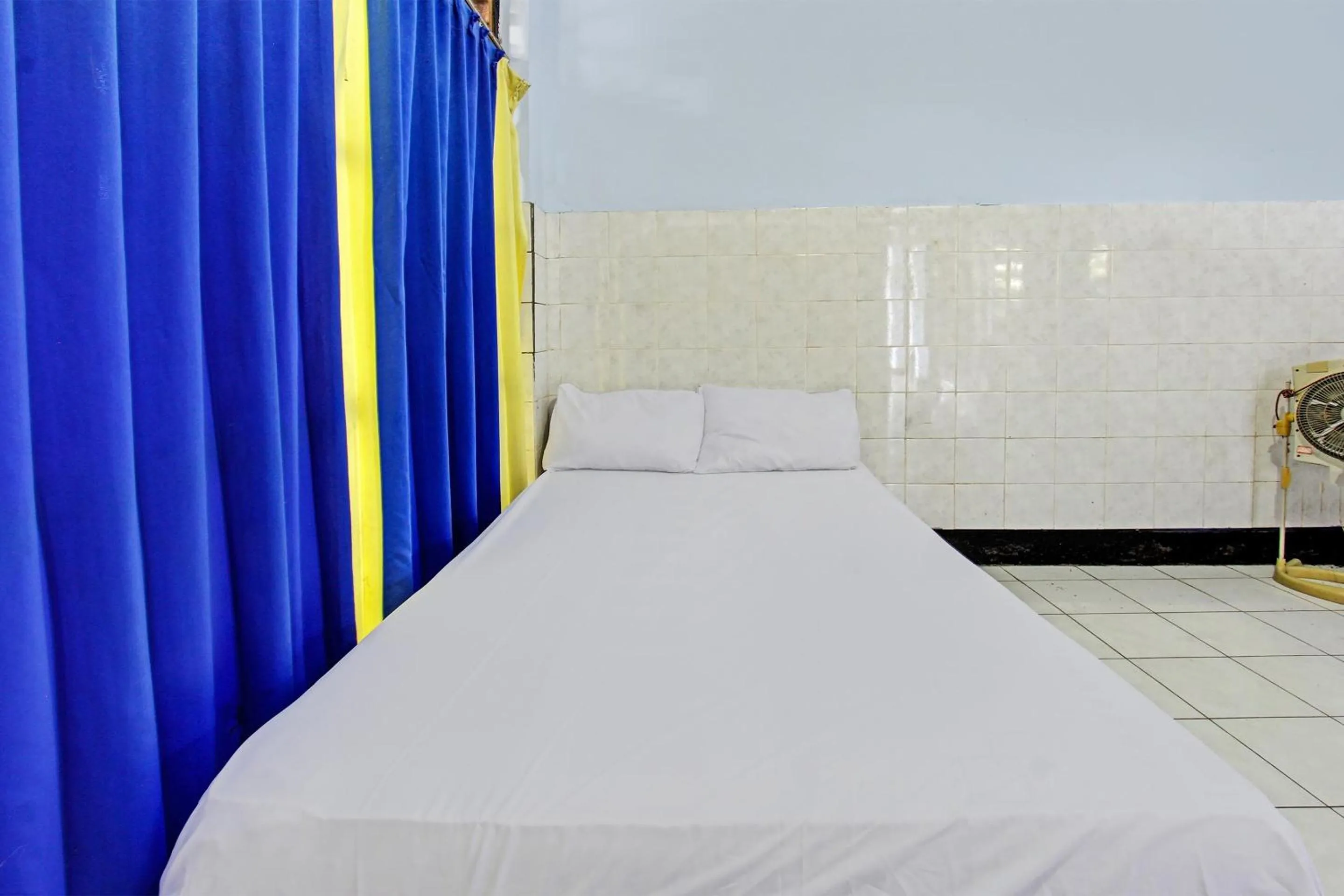 Bedroom, Bed in Hotel O Mareje Sariguna