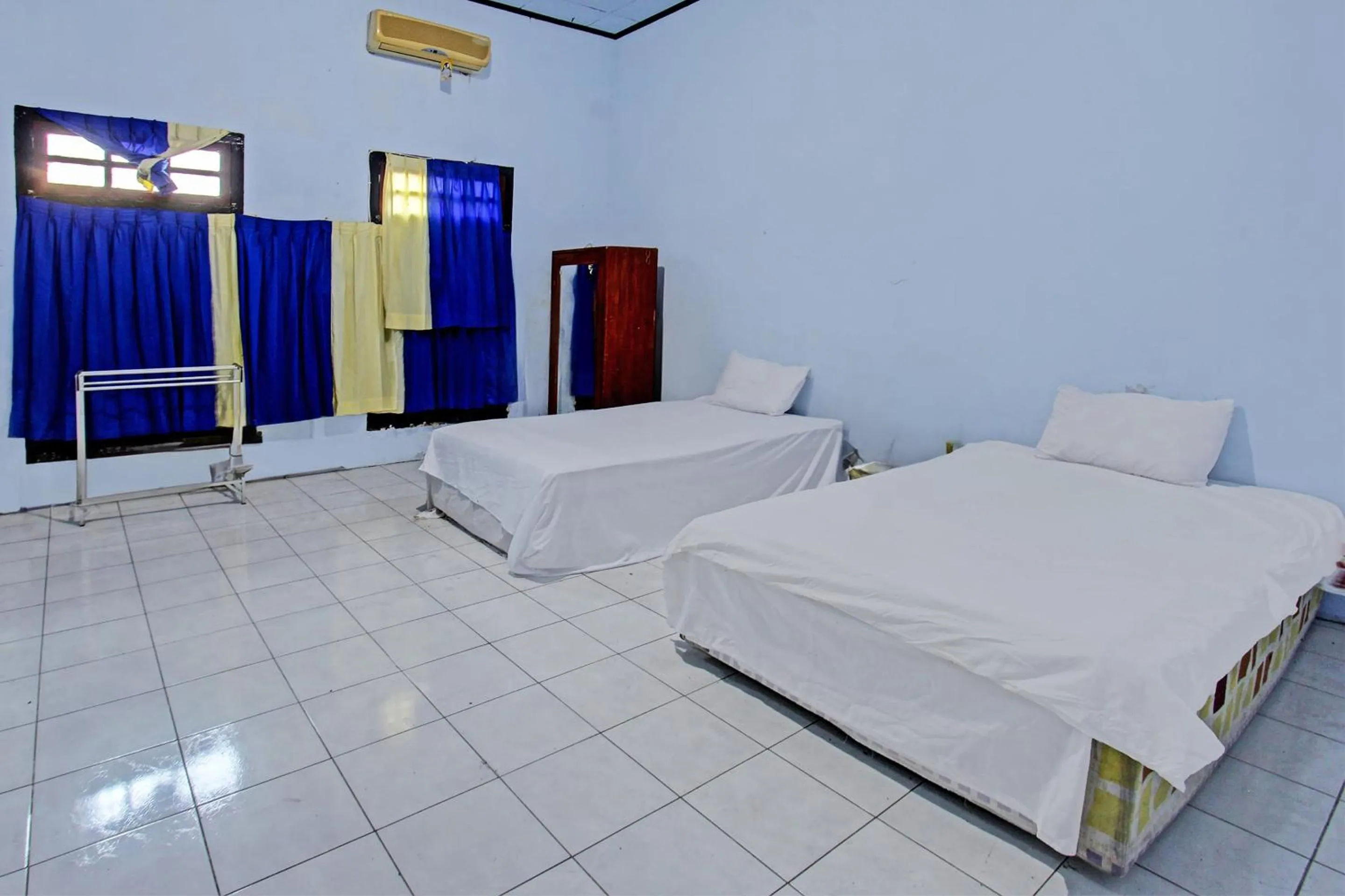 Bedroom, Bed in Hotel O Mareje Sariguna