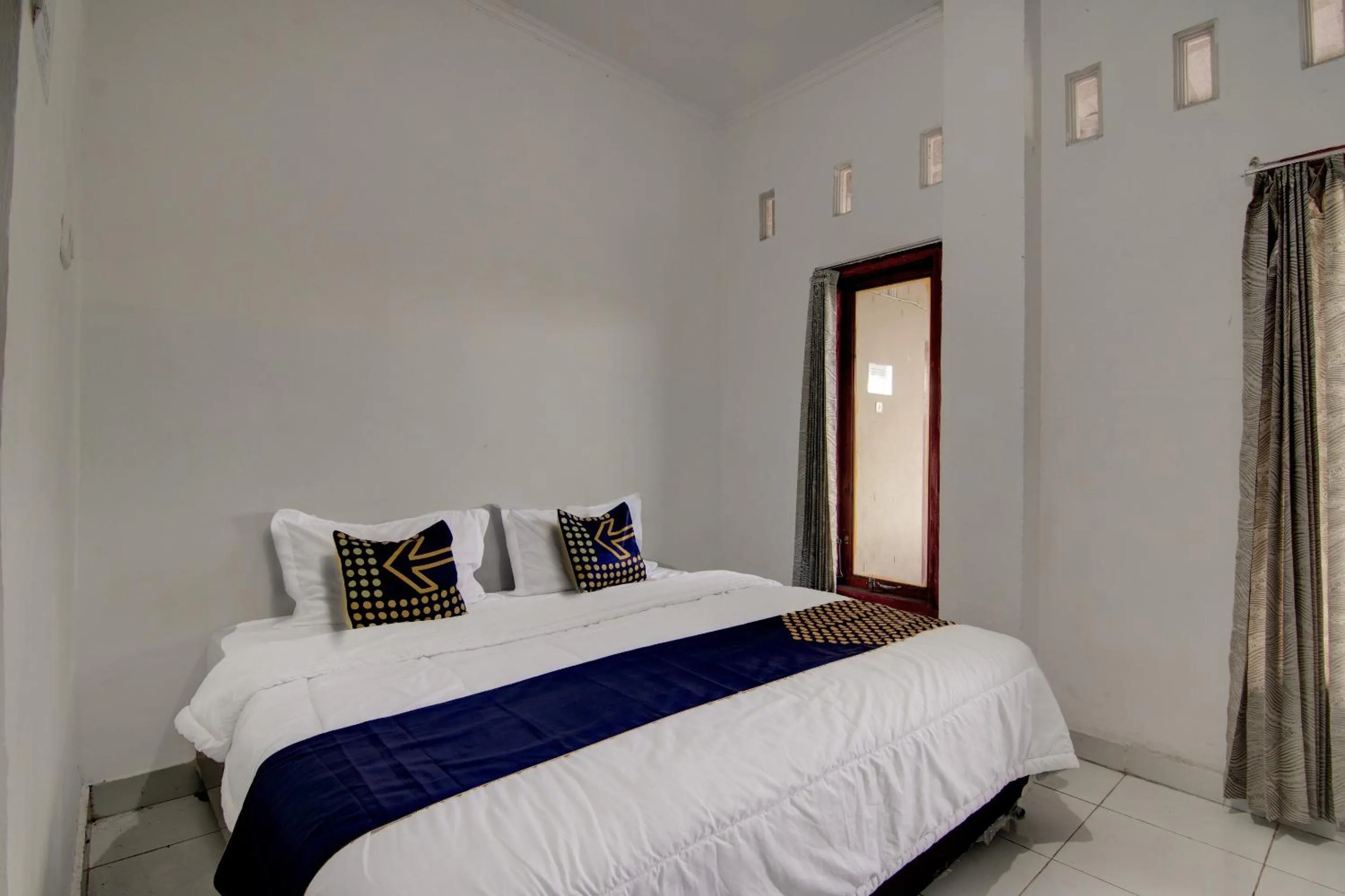 Bedroom, Bed in Hotel O Homestay Baiturrahmah Syariah