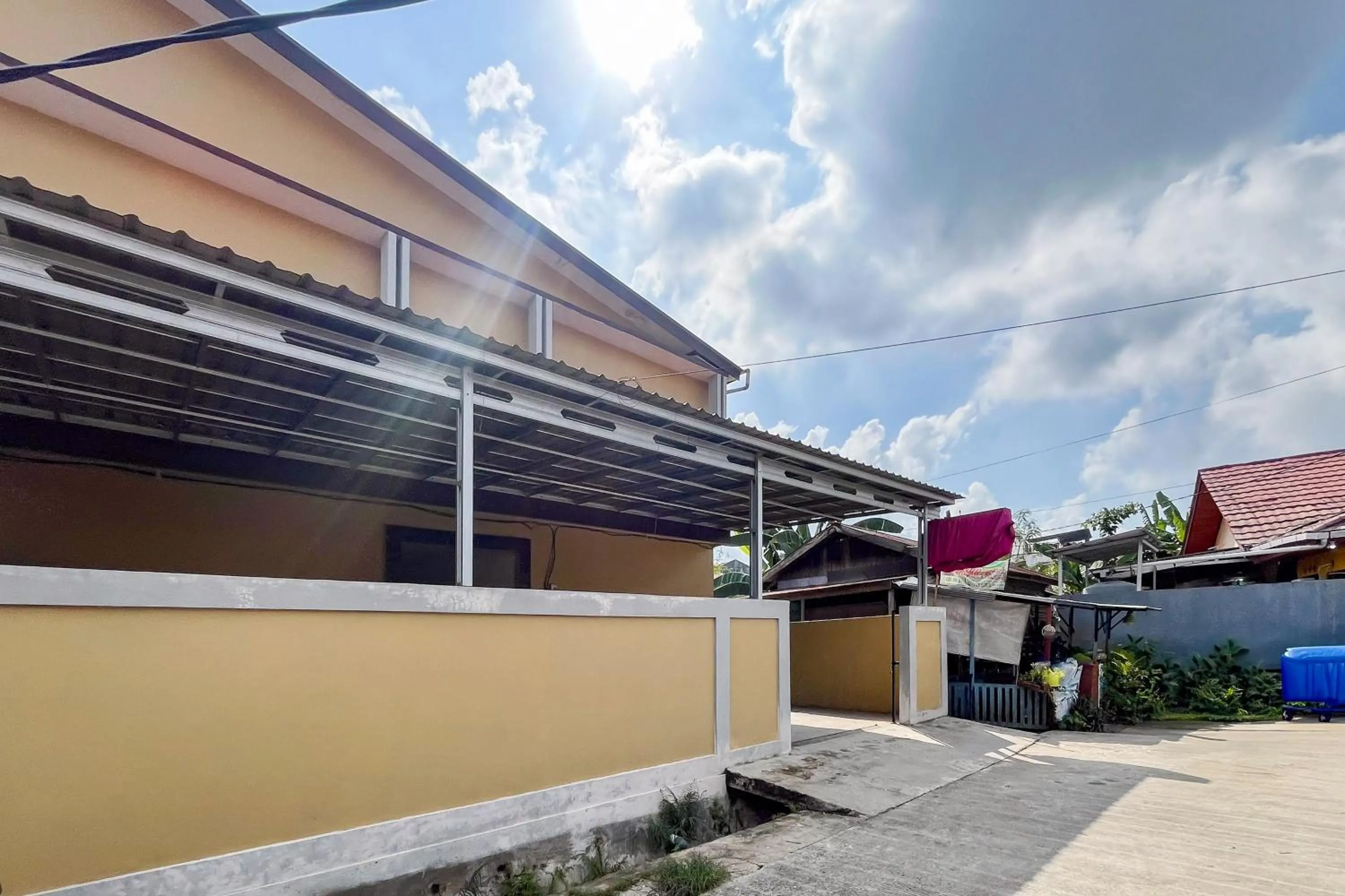 Facade/entrance in Good Sleep 4 RedPartner