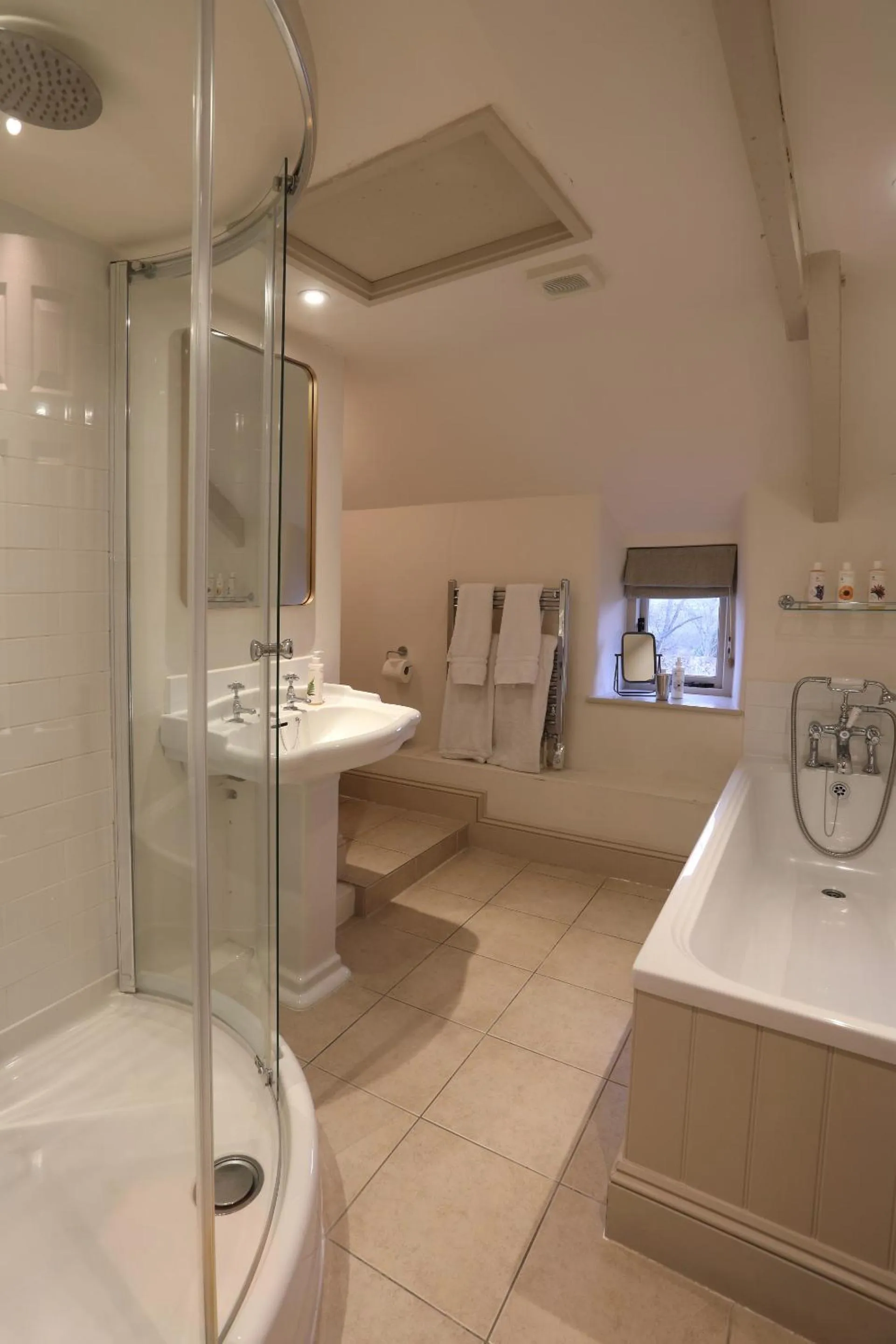 Bathroom in The Feathered Nest