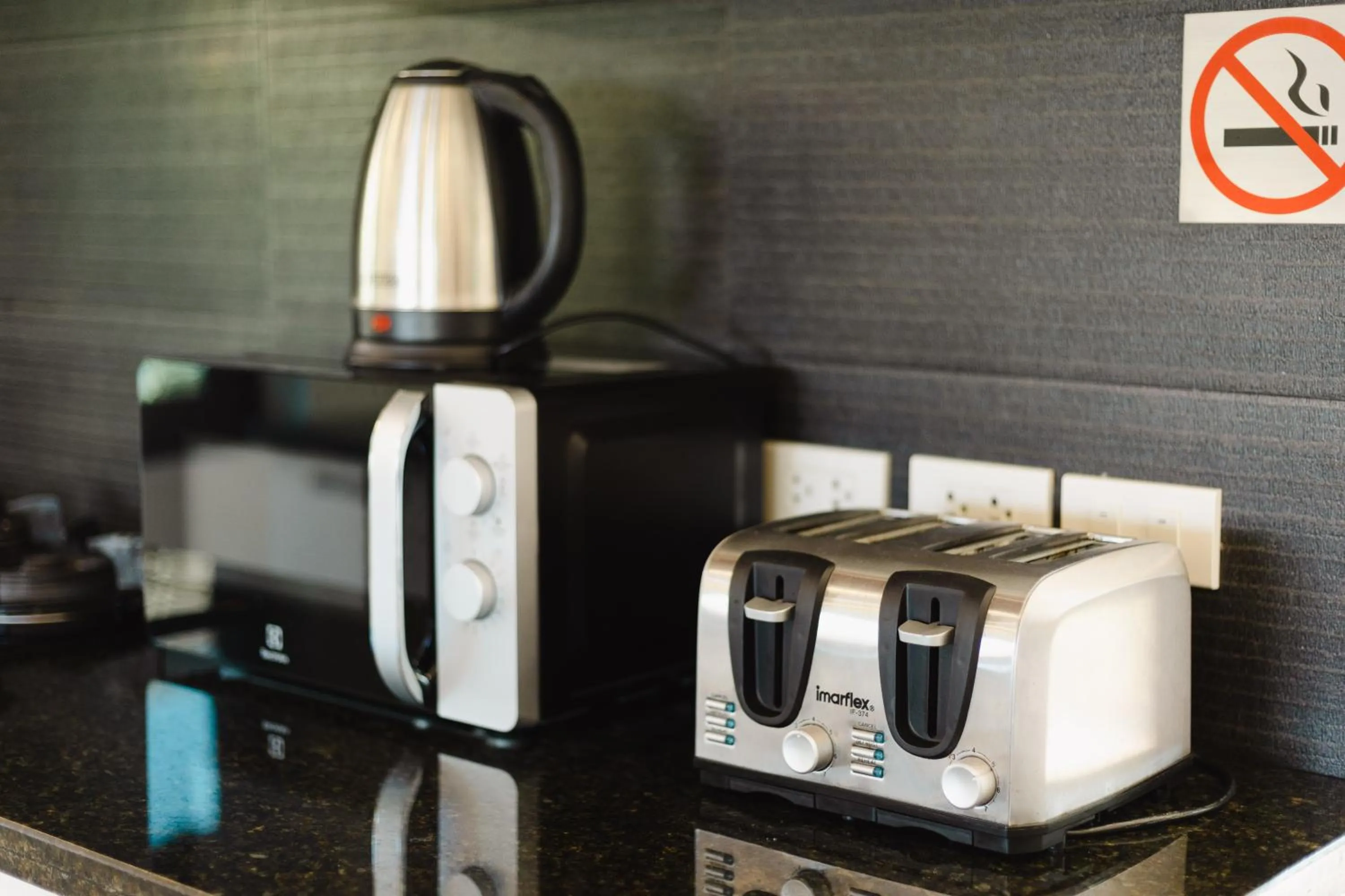 Coffee/tea facilities in Cliff Haven Villa Krabi