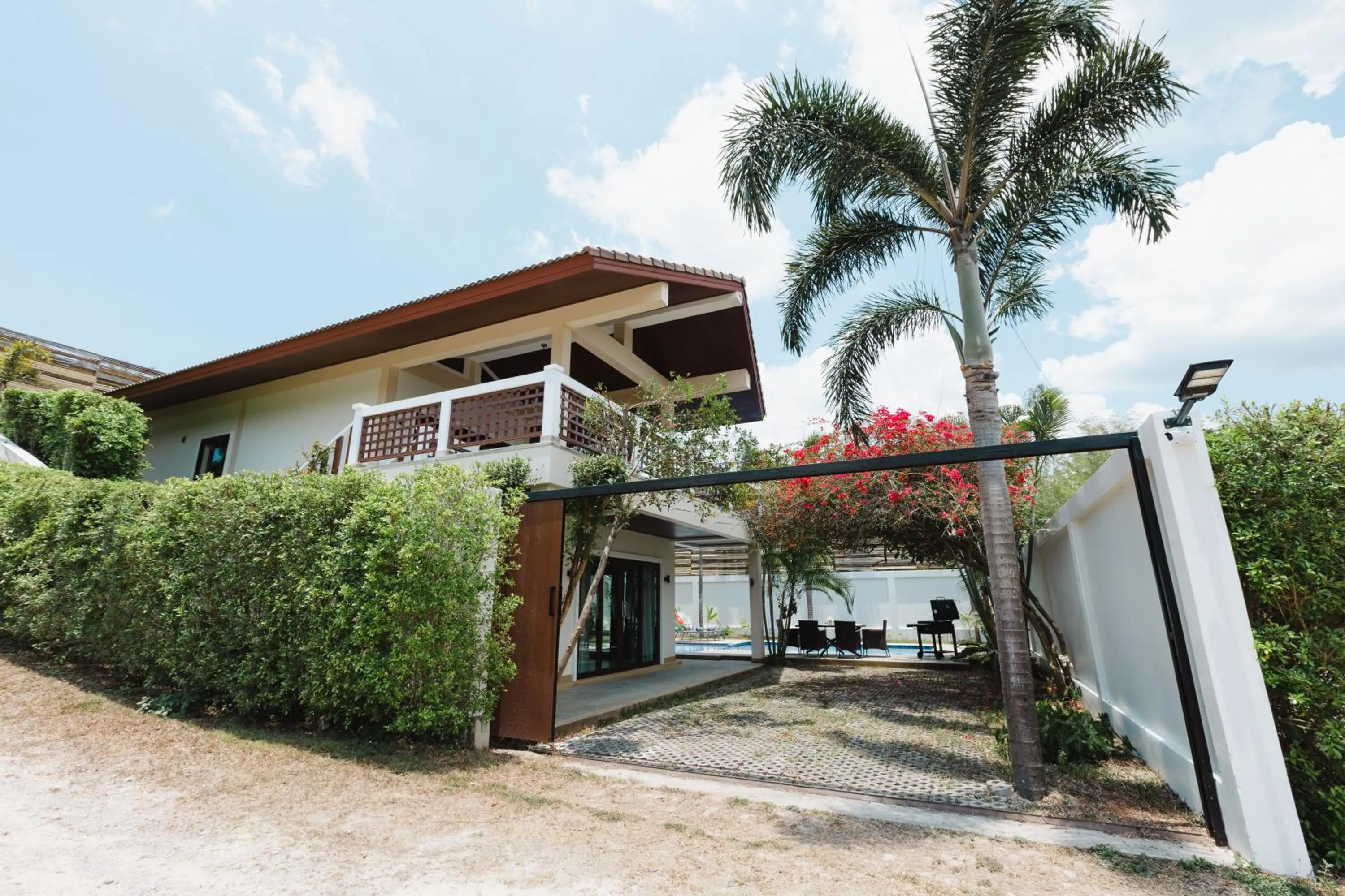 Property building in Cliff Haven Villa Krabi