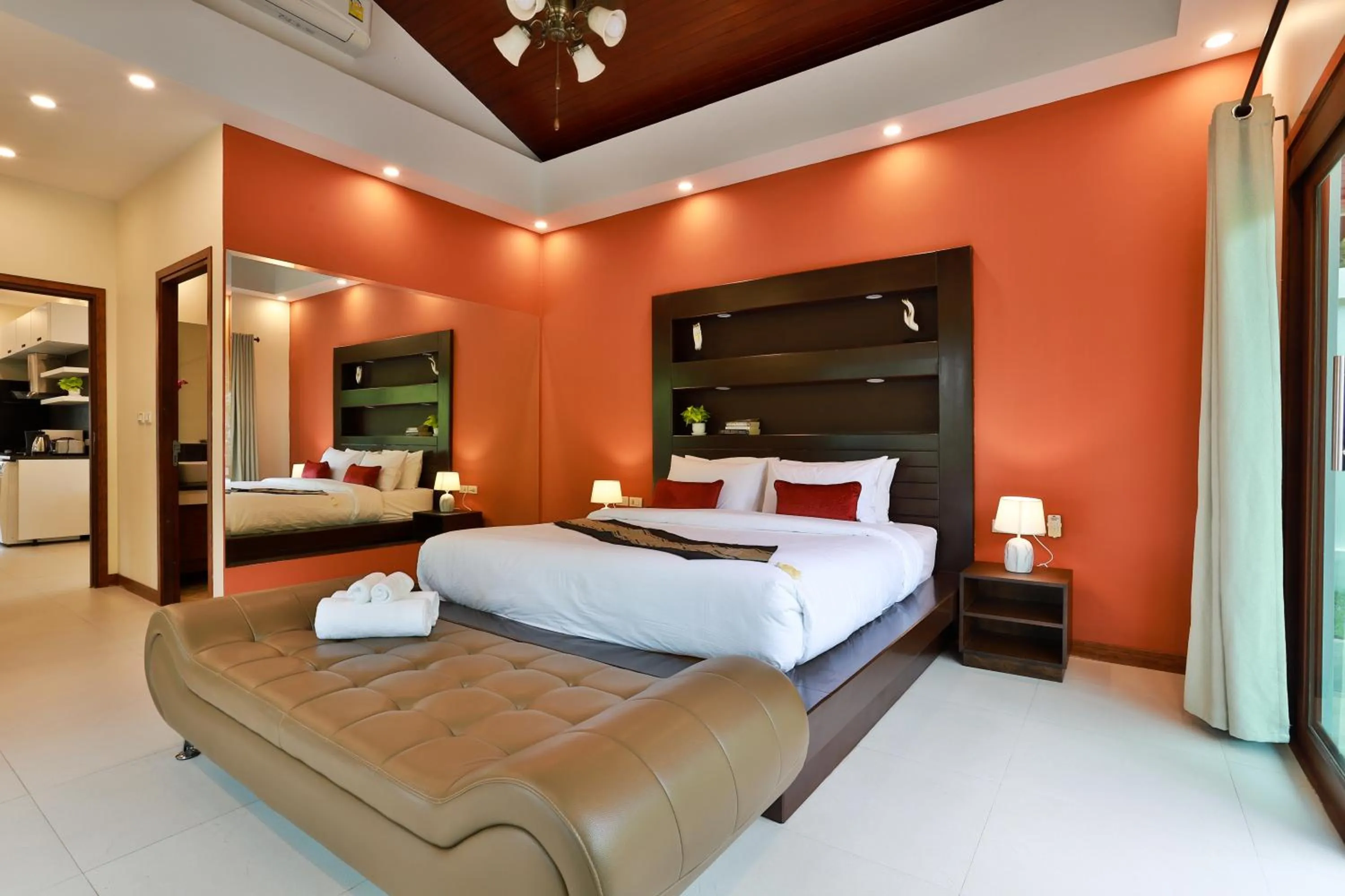 Bed in Cliff Haven Villa Krabi