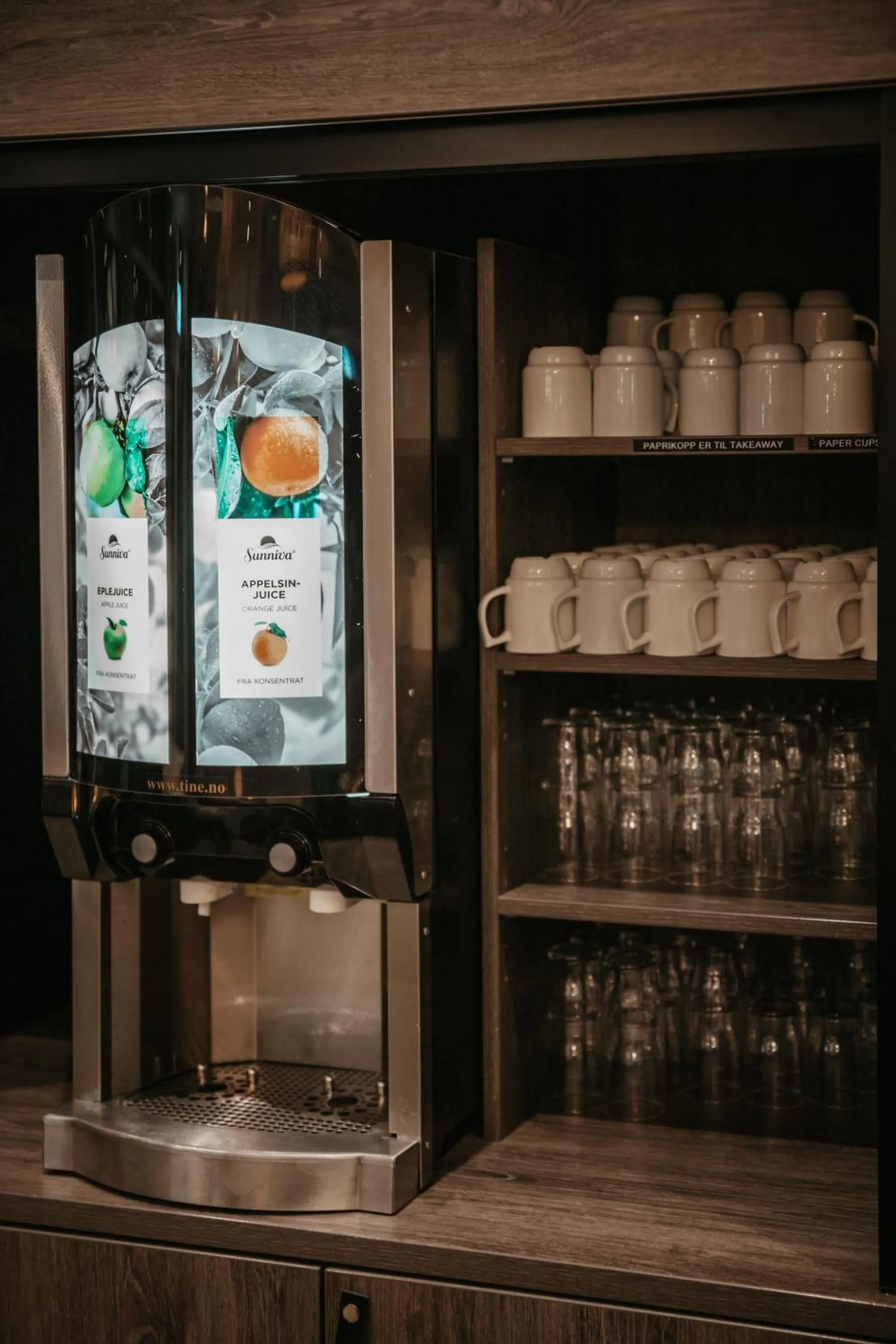 Continental breakfast in Tromsø Lodge & Camping