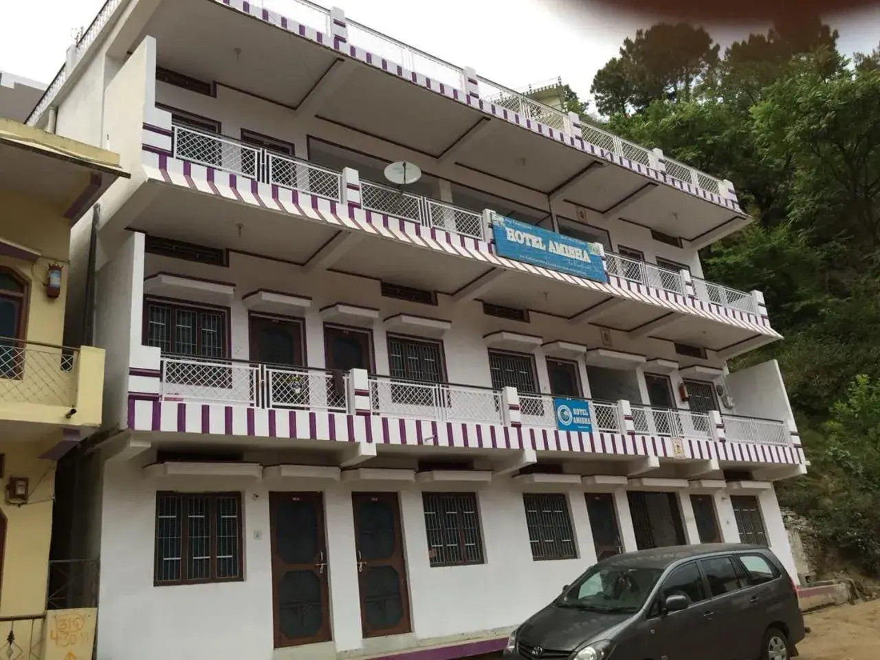 Hotel Amisha Hotel Amisha