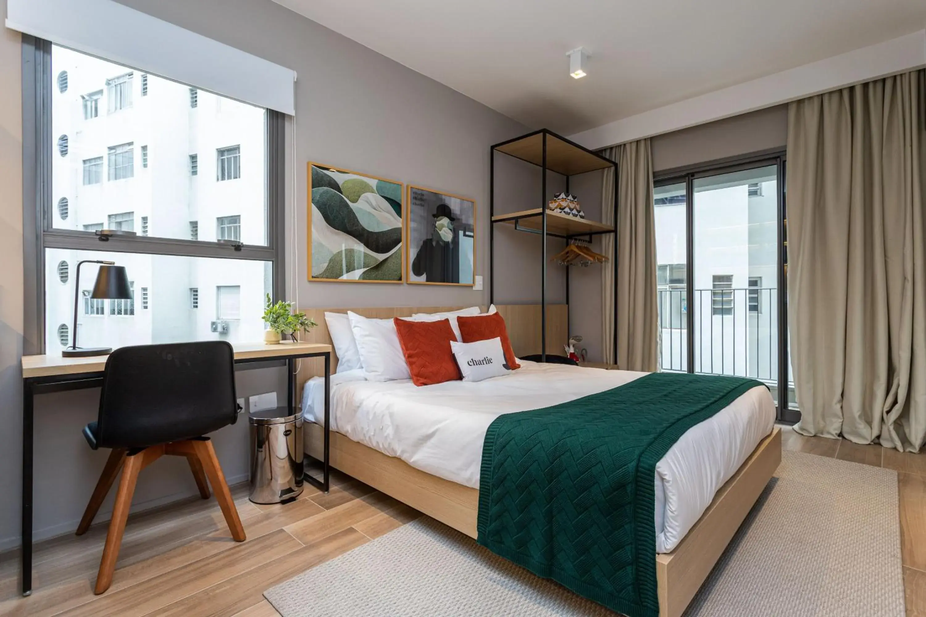 Studio in Charlie Haddock Jardim Paulista Studio in Charlie Haddock Jardim Paulista