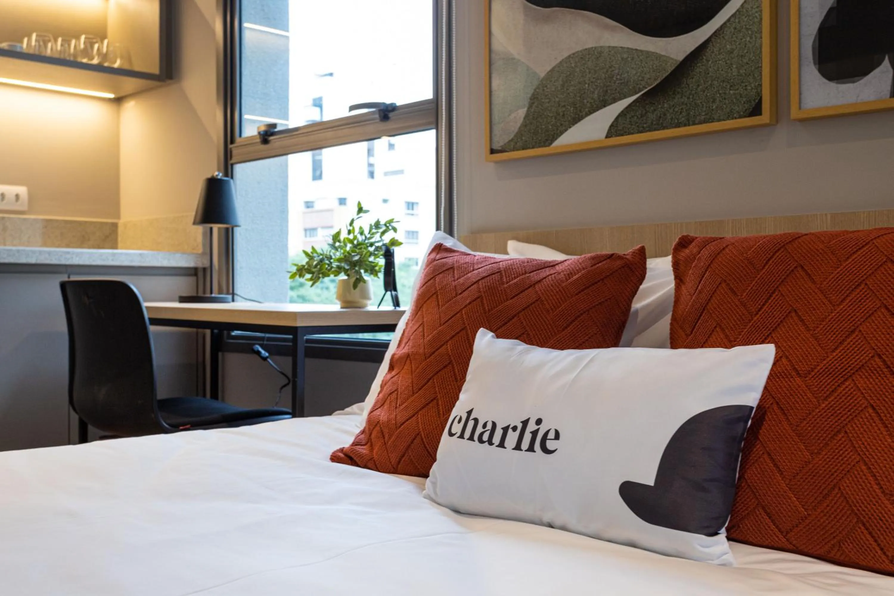 Bed in Charlie Haddock Jardim Paulista