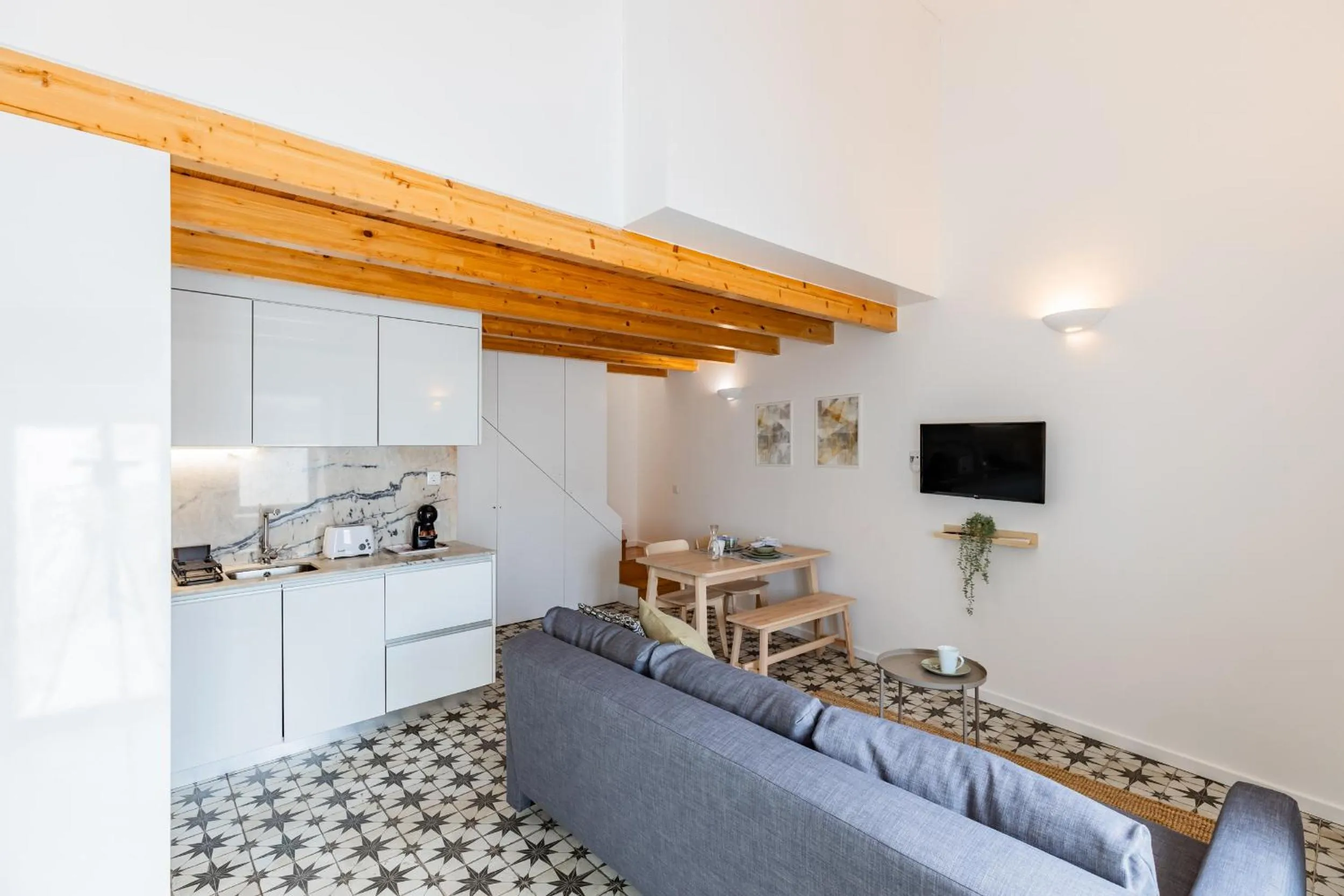 Living room in A Window to Porto - Pestana charming flat