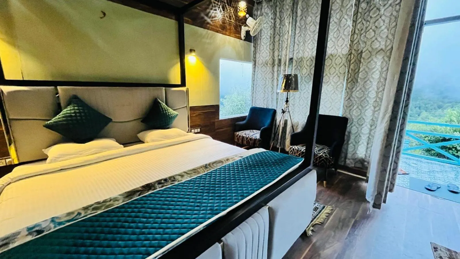 Bedroom in PINE CROFT AROMA