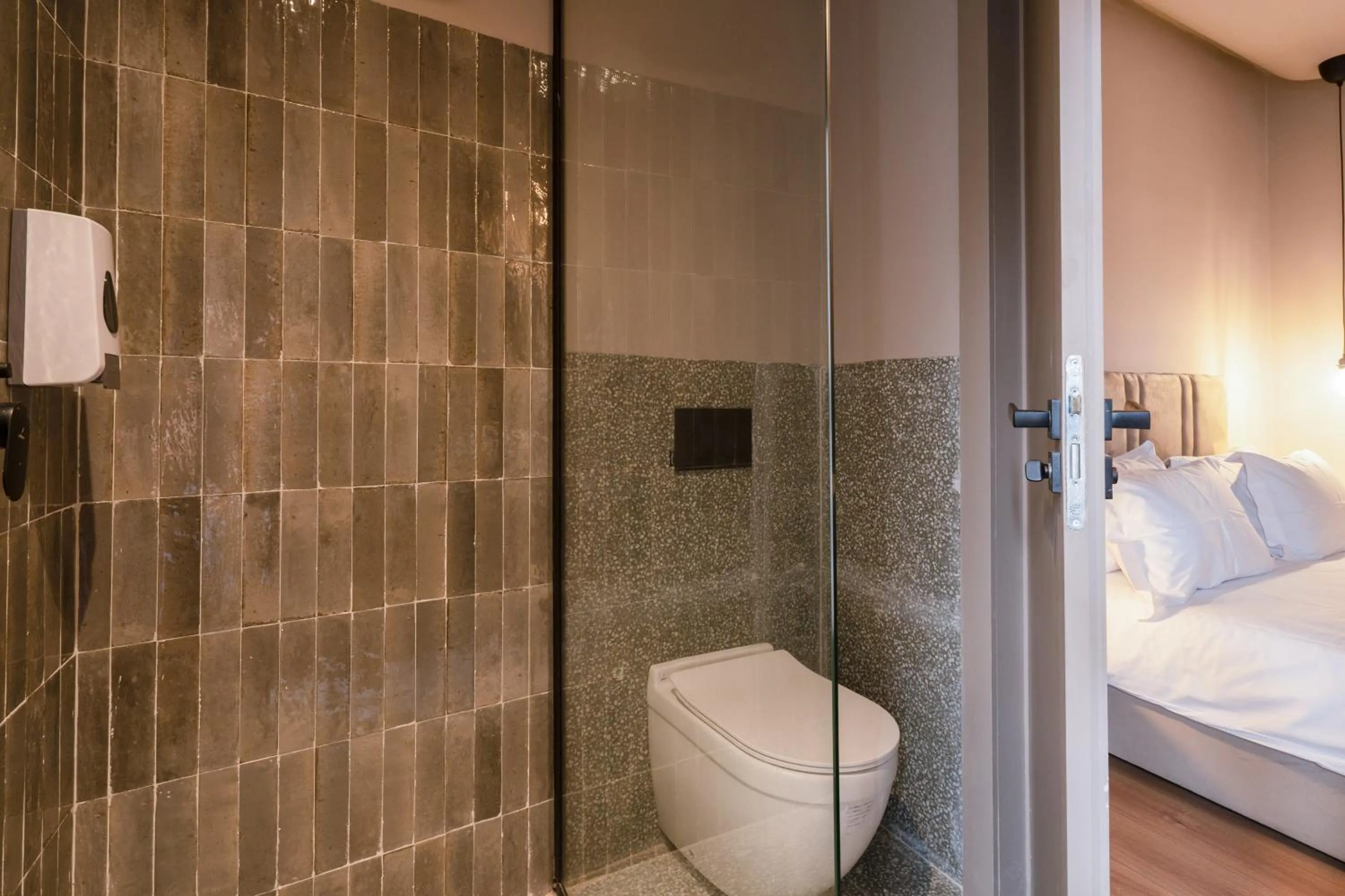 One-Bedroom Apartment in TWENTY SIX ANFA LUXURY RESIDENCE by Shortstaymaroc -Hyper Centre -Parking