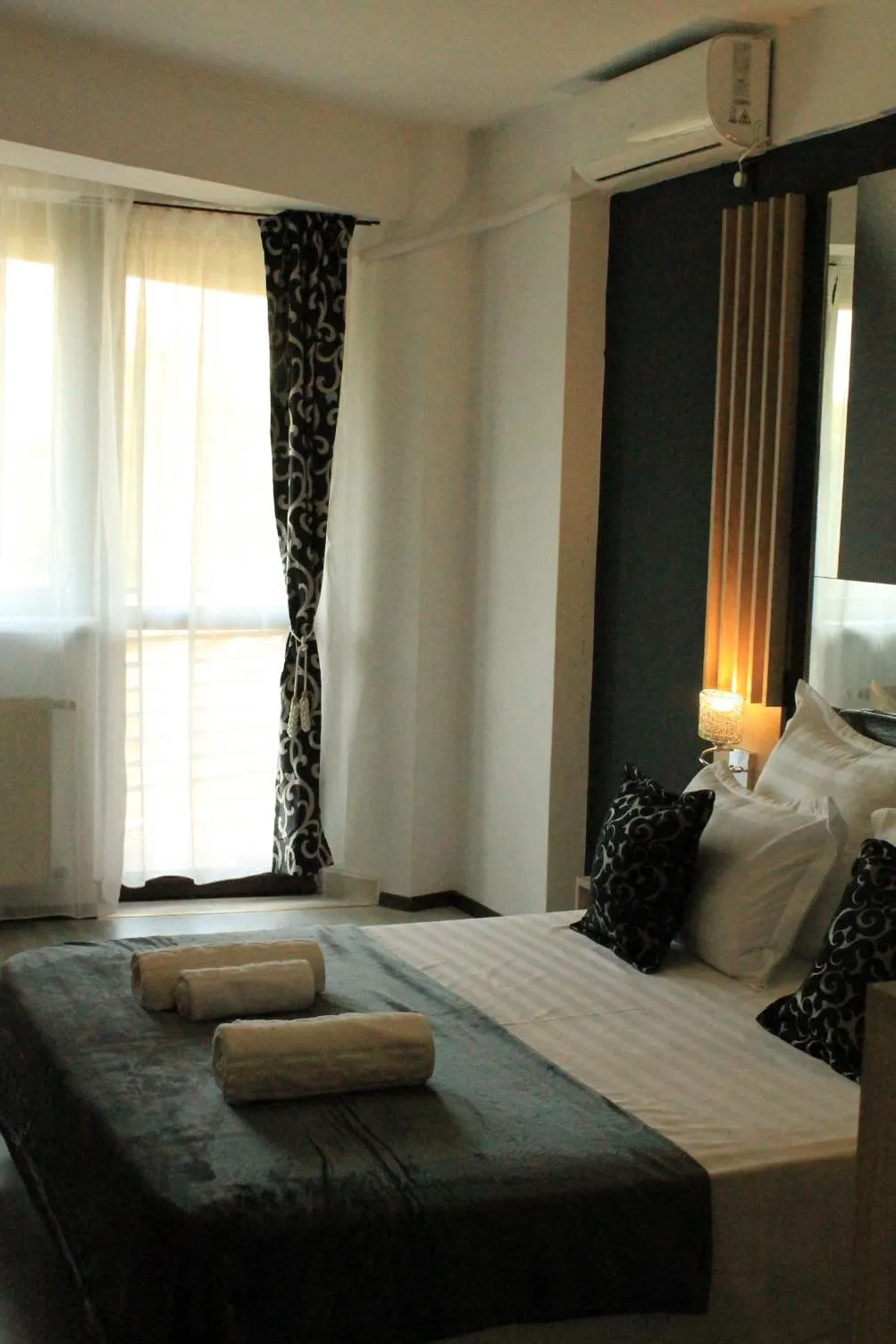 Balcony/Terrace, Bed in TheLine