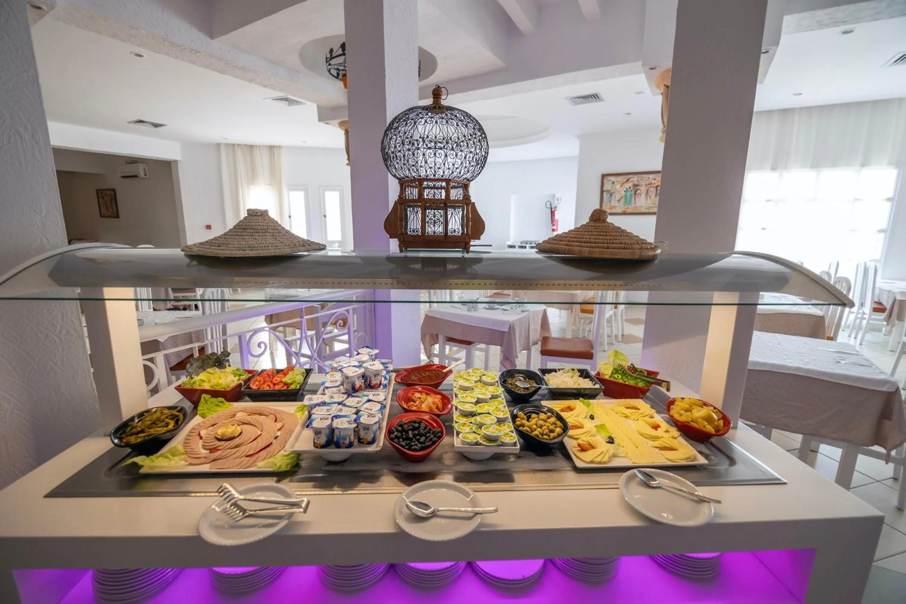 Restaurant/places to eat in TMK Marine Beach by Turismark