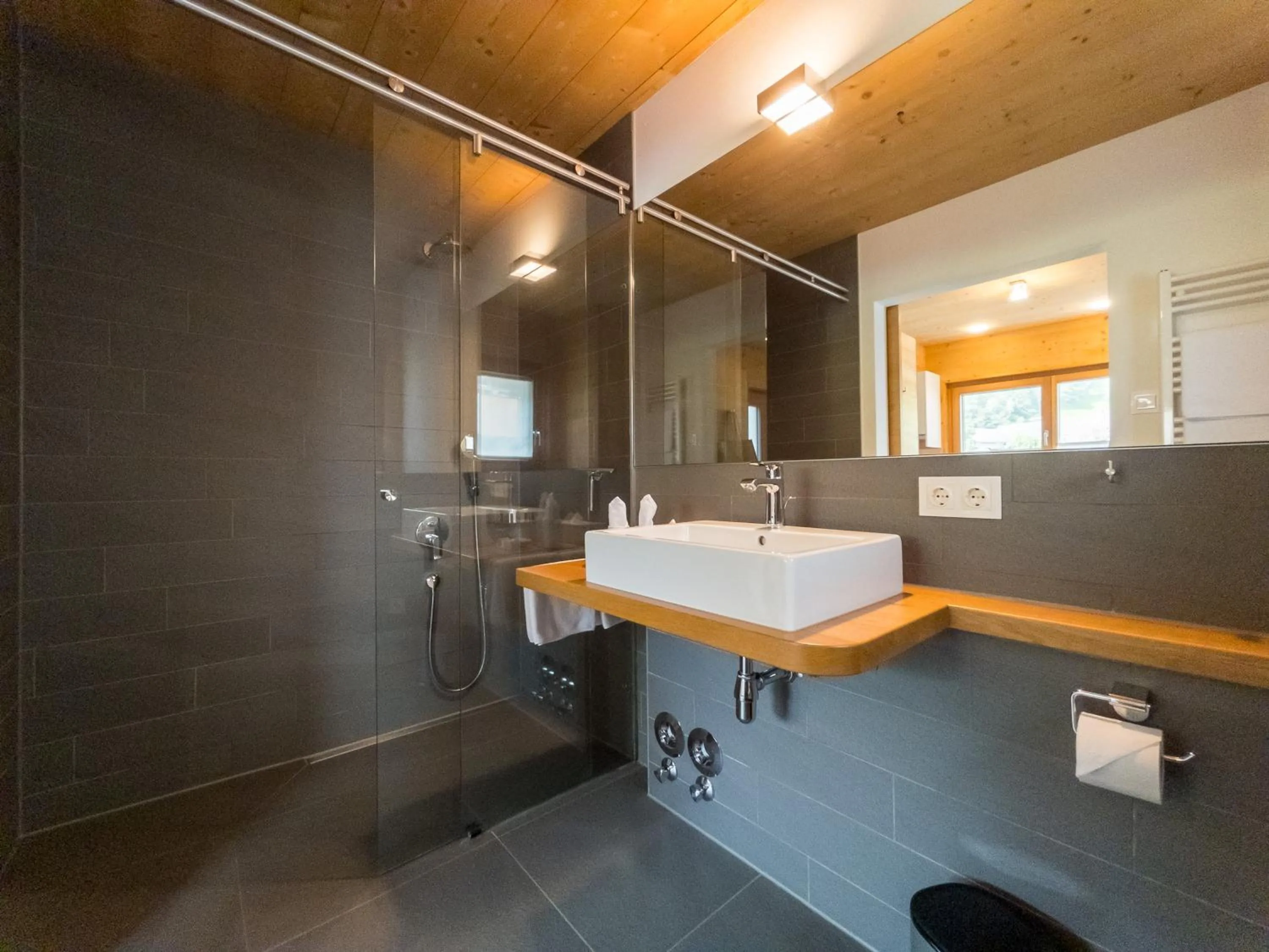 Bathroom in Ferienwohnung Hohe Stein I Wellnessbereich I Schwarzwald I ZeiTraum