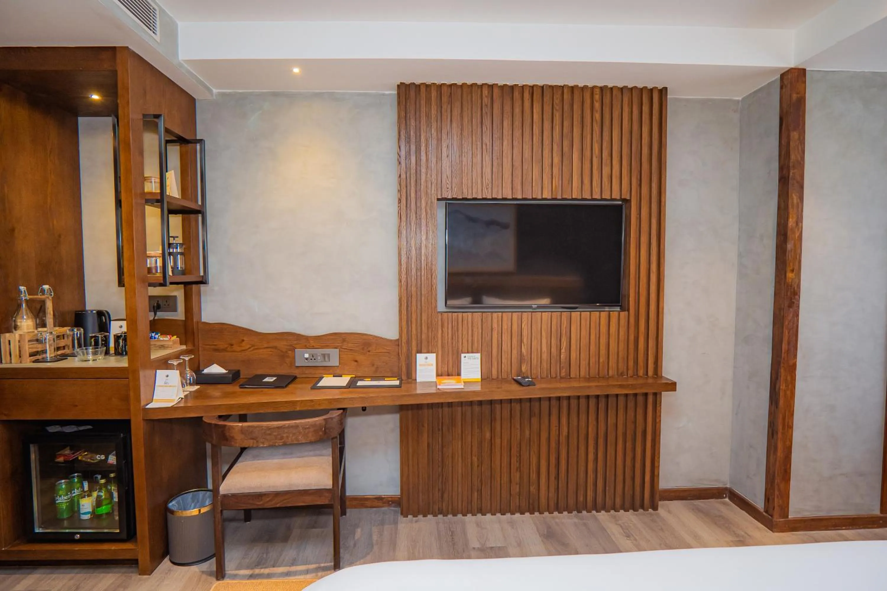 TV and multimedia in Hotel Barahi Kathmandu