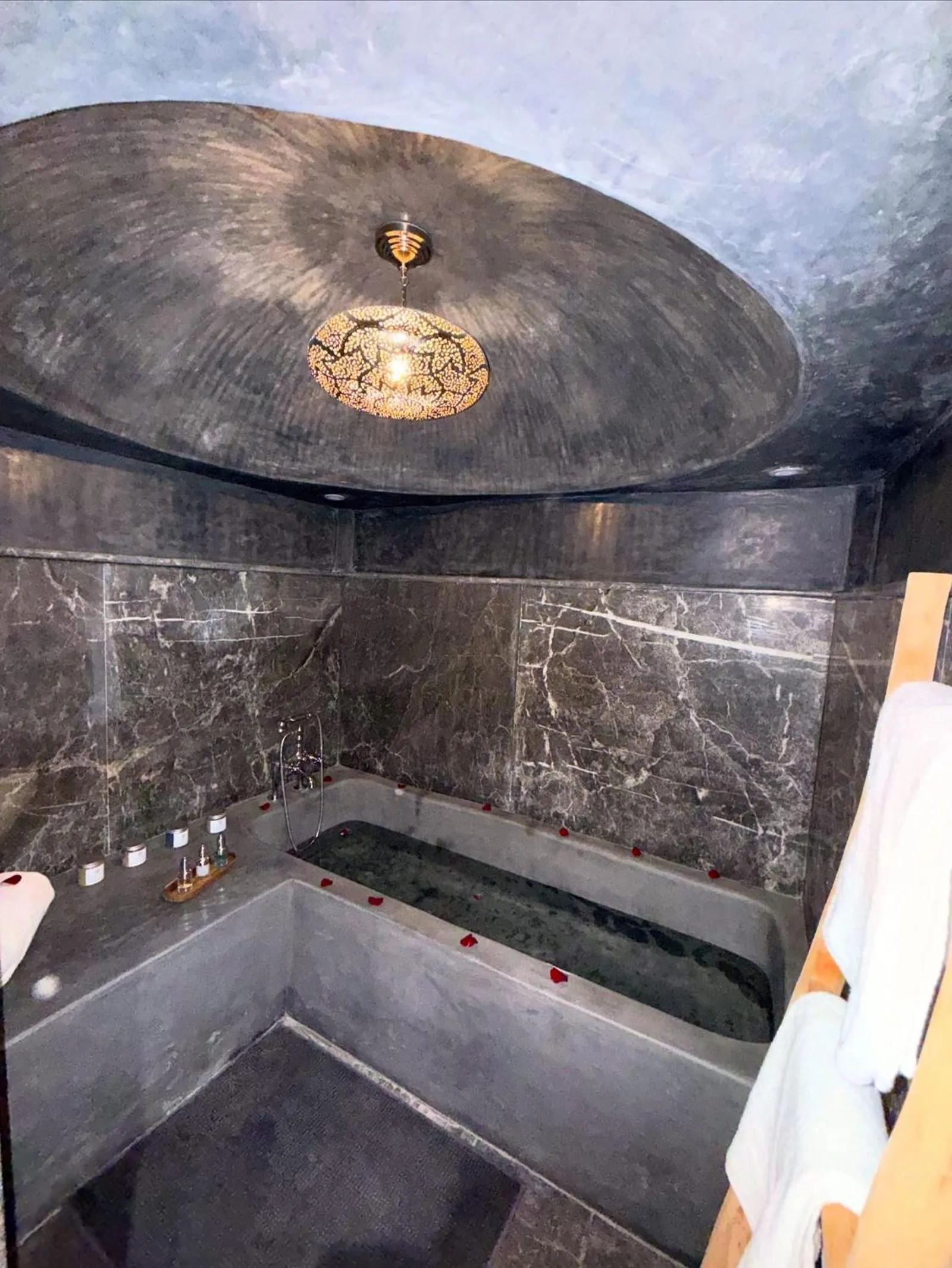 Bathroom in Riad Celema & Spa