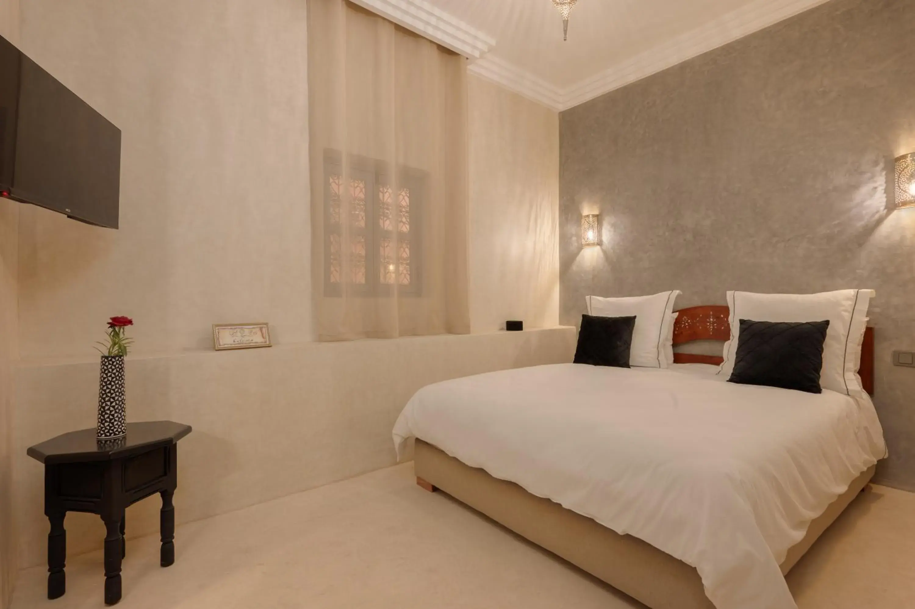 Deluxe Double Room with Bath in Riad Celema & Spa Deluxe Double Room with Bath in Riad Celema & Spa